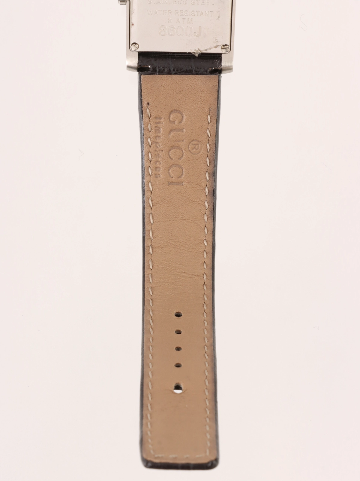 GUCCI スクエアフェイス 時計 GUCCI グッチ 1500L スクエアフェイス 1P ダイヤモンド 腕時計