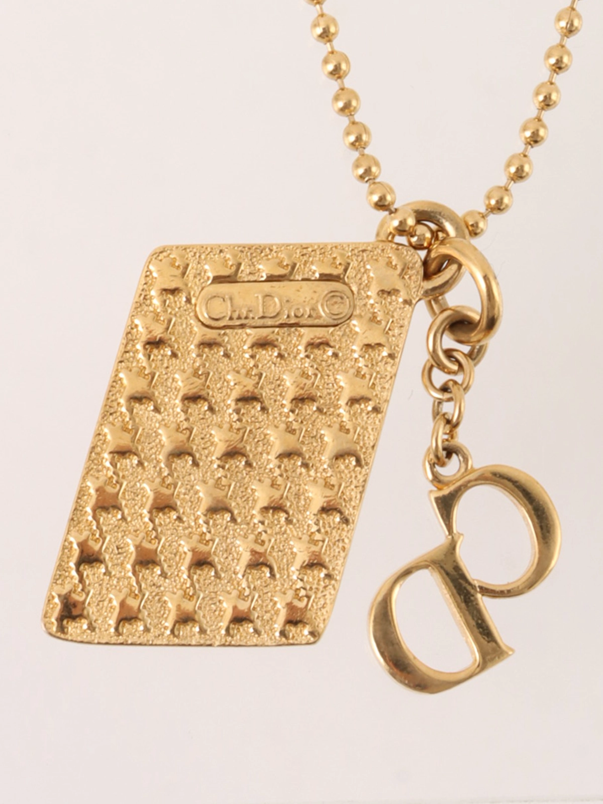 DIOR ハウンドトゥースプレートロゴチャームロングネックレス