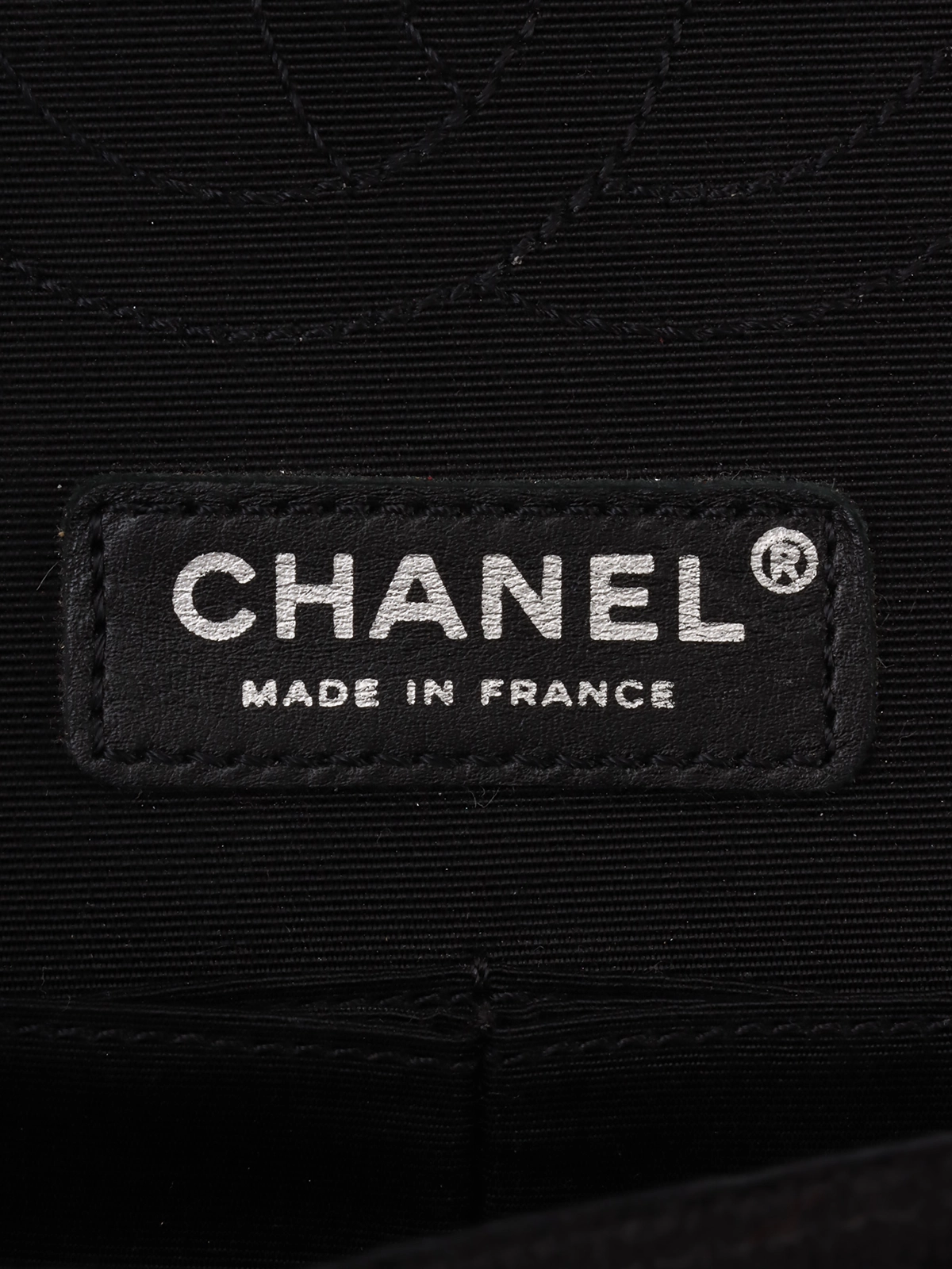 CHANEL カットソー 黒 ストーン外れ有り CHANEL カットソー 黒 ストーン外れ有り