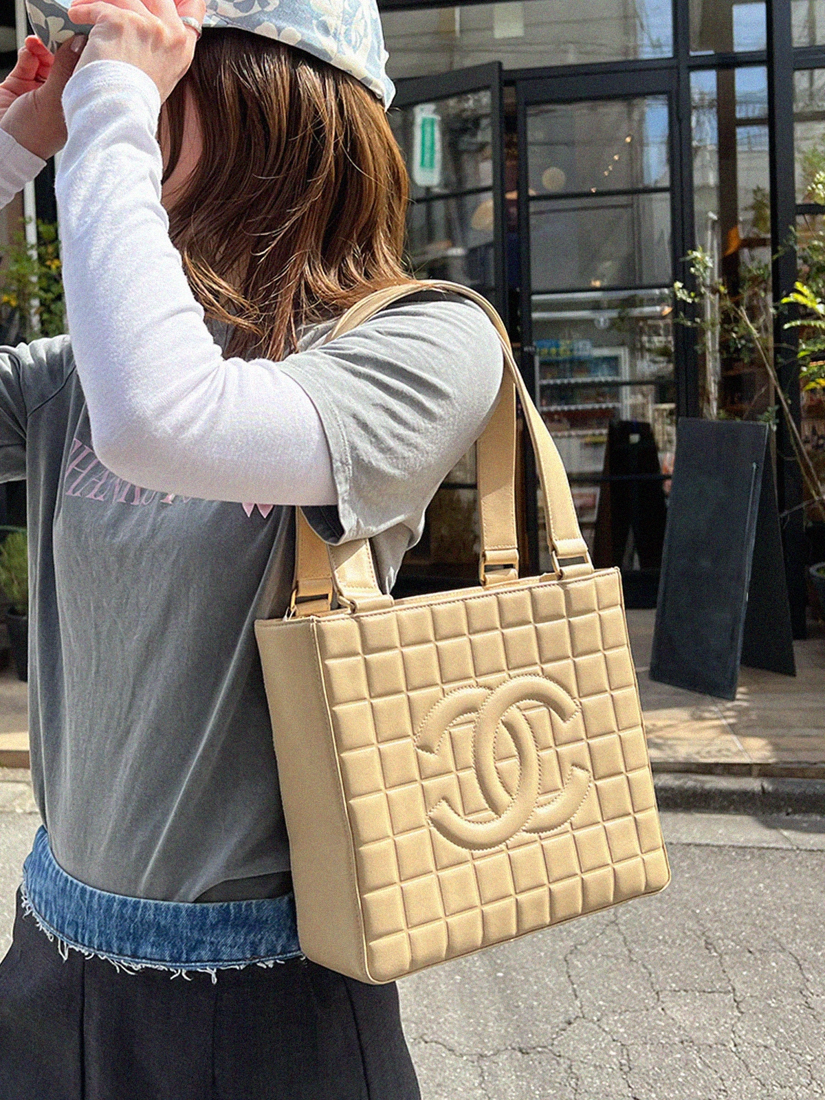 CHANEL 2003年頃製 チョコバーCCマークステッチスクエア