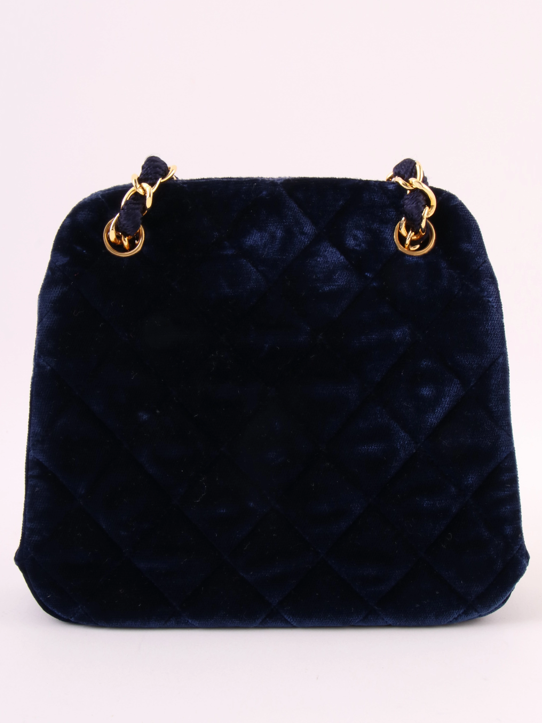 CHANEL 1990年頃製 ベルベットCCマークプレートがま口チェーン