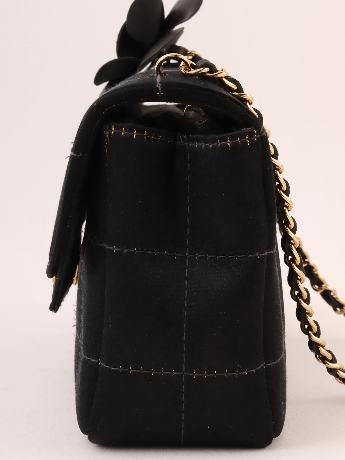 CHANEL 2004年頃製 サテンカメリアチョコバーチェーンバッグ