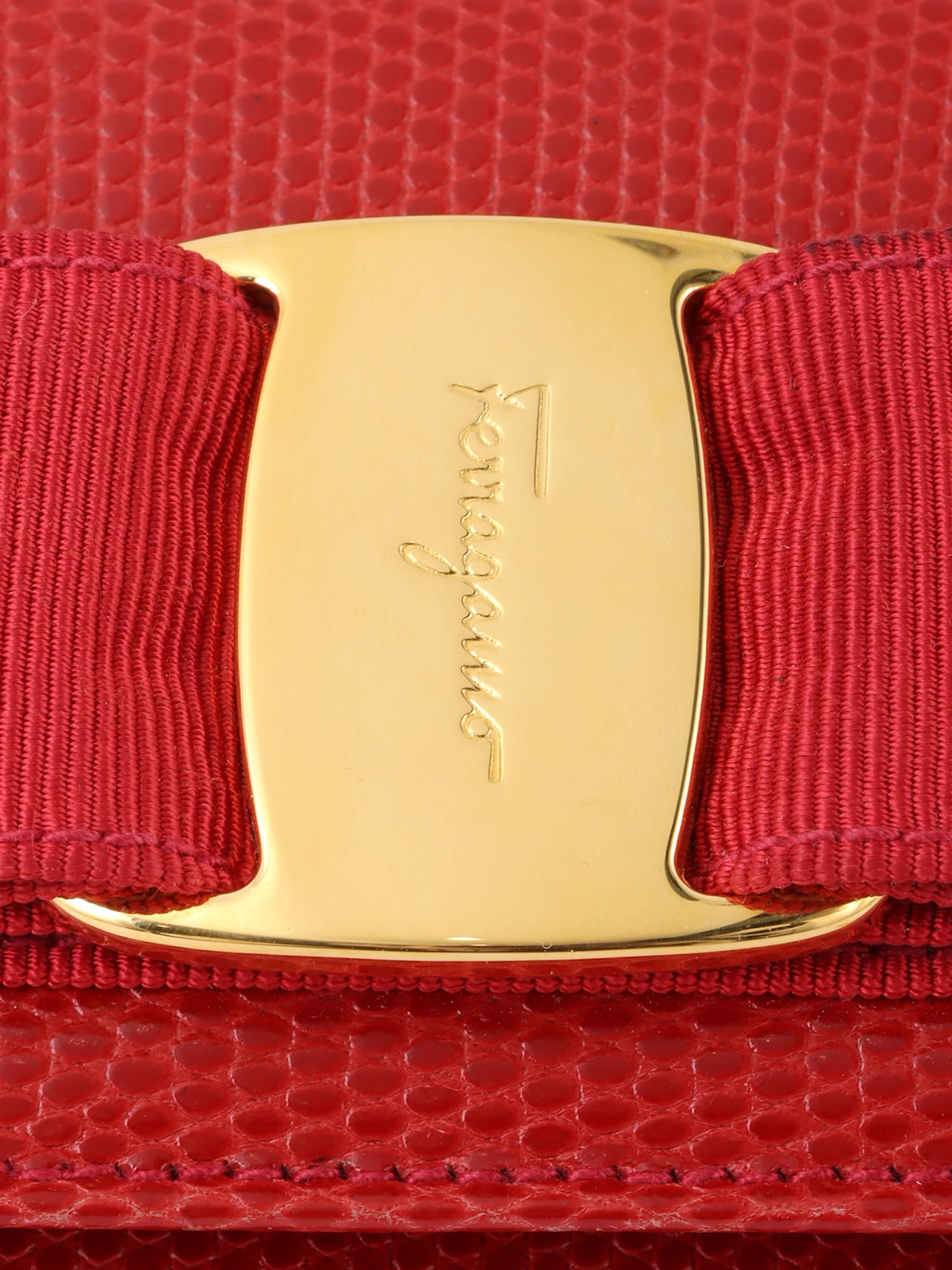 SALVATORE FERRAGAMO リザードパターンヴァラリボンミニ