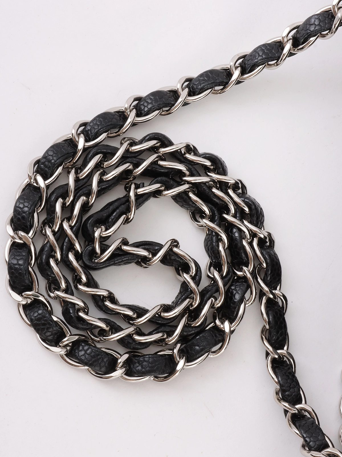 スーパージャンク品　シャネル　ポーチ シャネル CHANEL Vステッチ フォンポーチ AP2164 31番台 オフ
