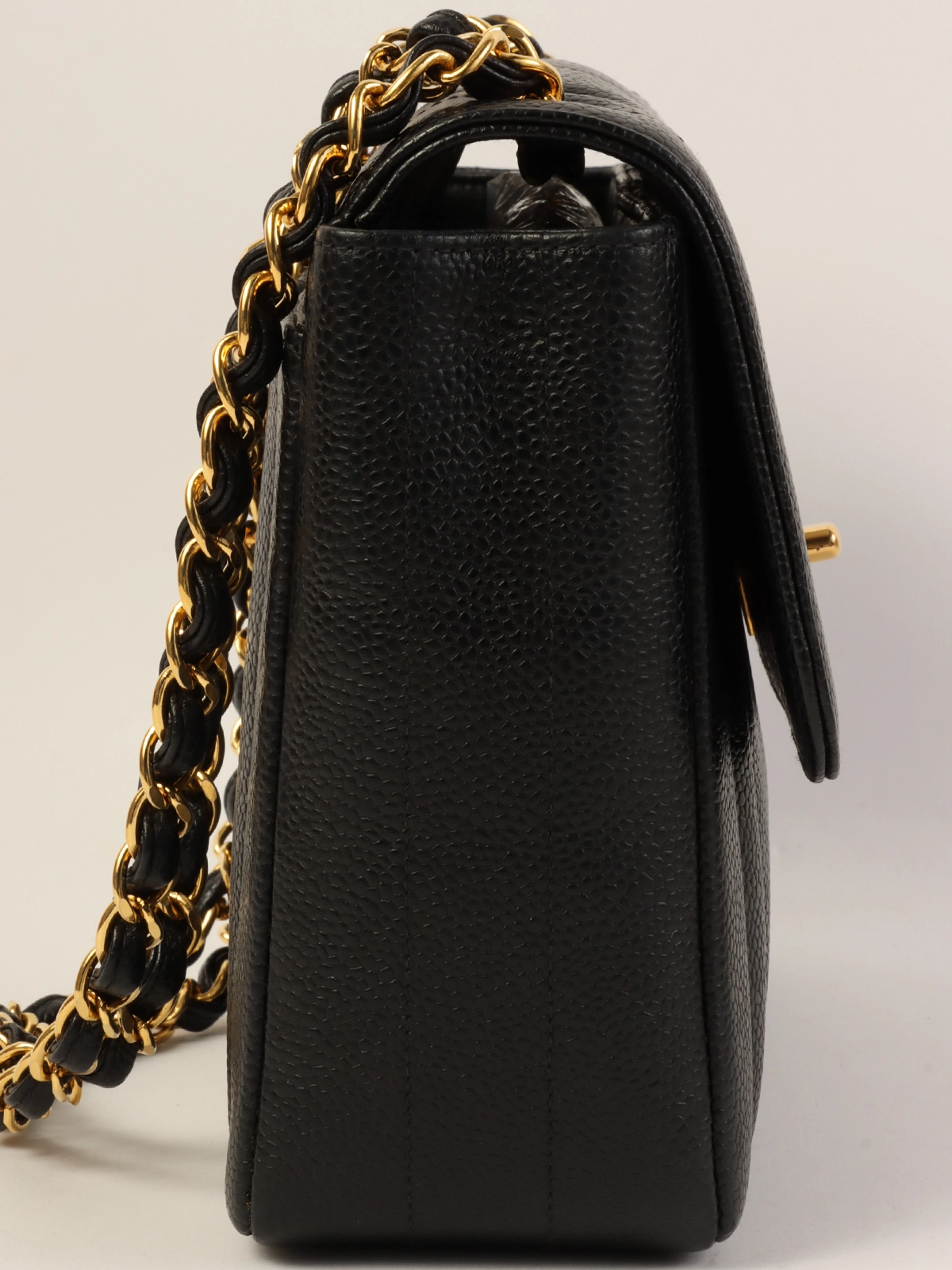 【高知インター店】 CHANEL 1995年頃製 キャビアスキンマドモアゼルステッチCCターン ウェア