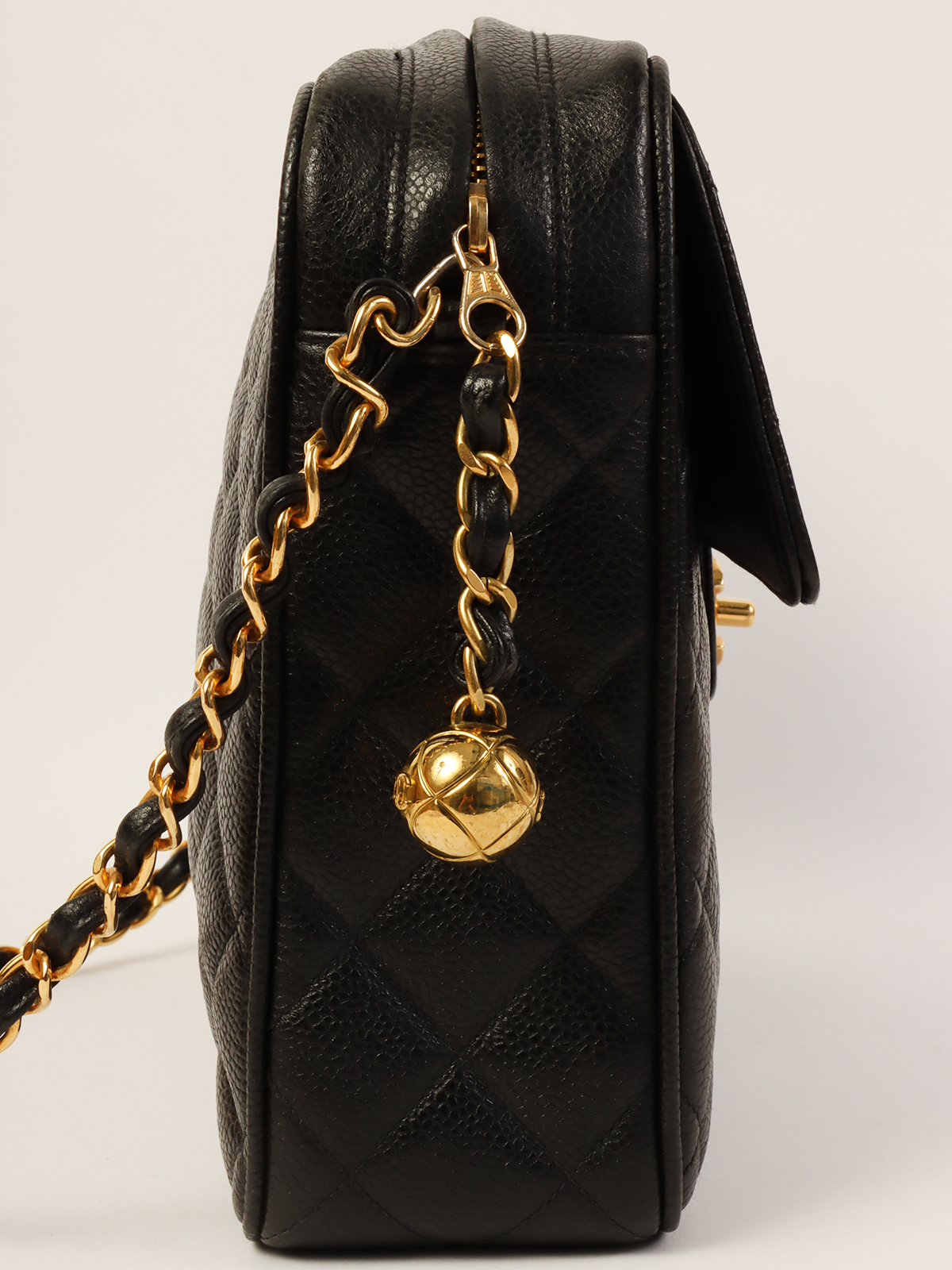 CHANEL 1995年頃製 キャビアスキンCCターンロックボールチャーム