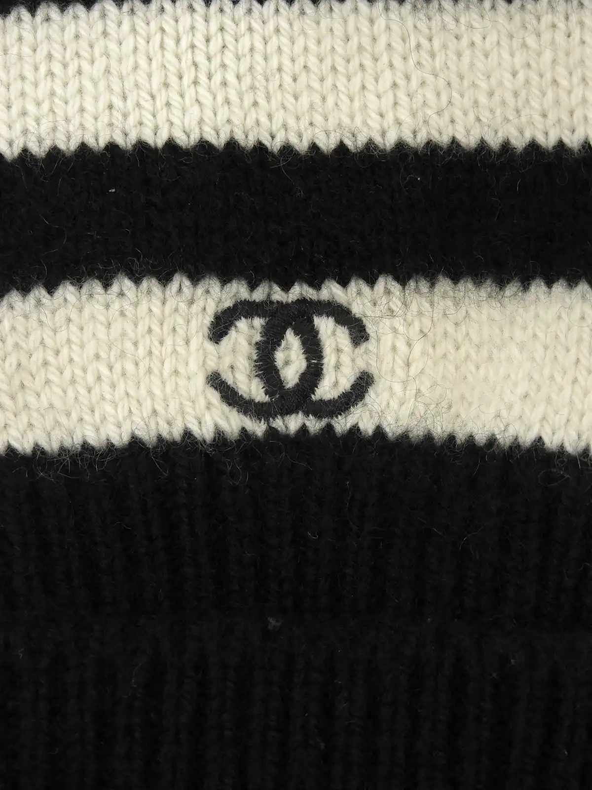CHANEL 1996年製 カシミアボーダーパターンCCマーク刺繍