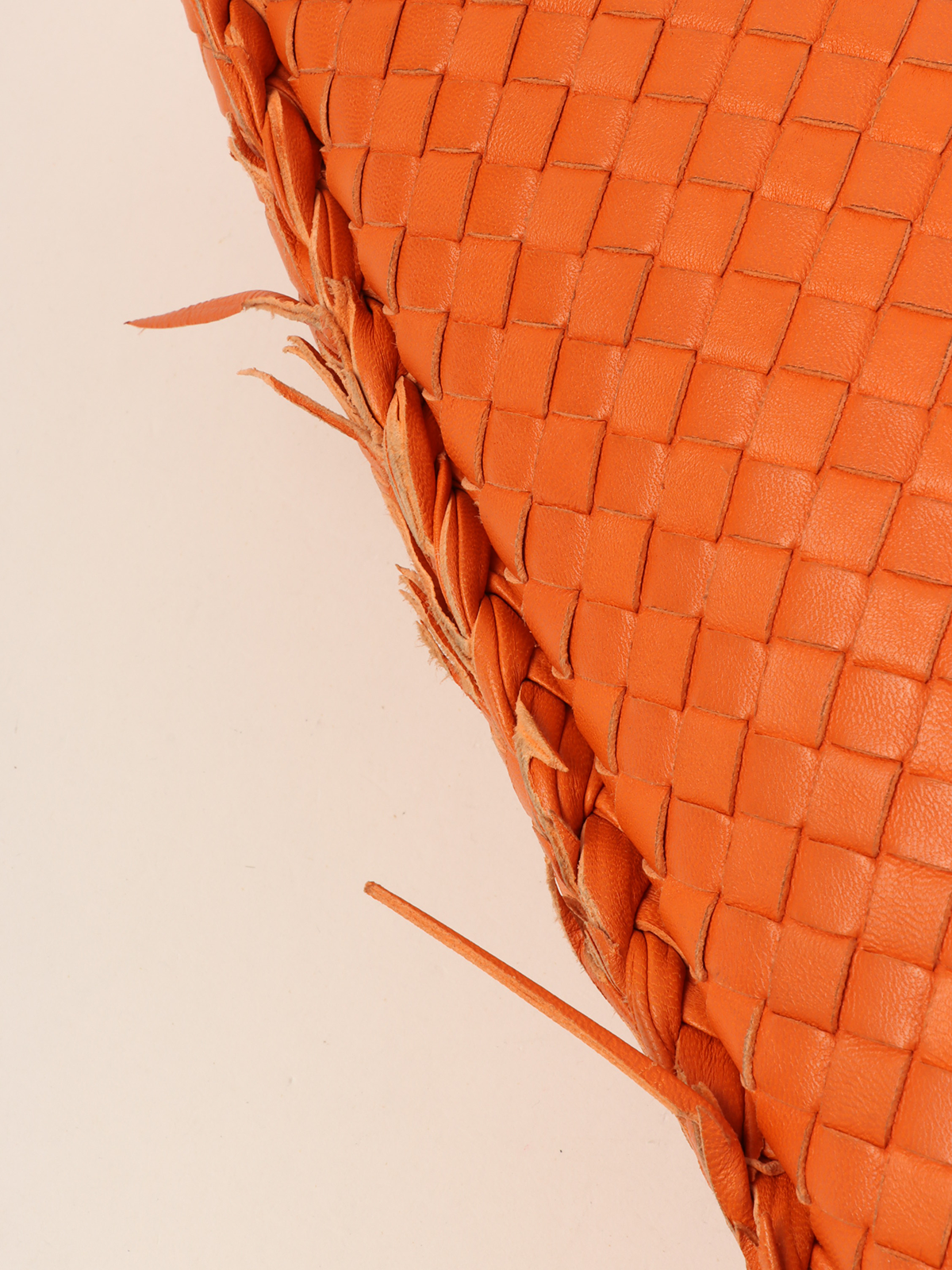 BOTTEGA VENETA イントレチャートホーボーバッグ オレンジ