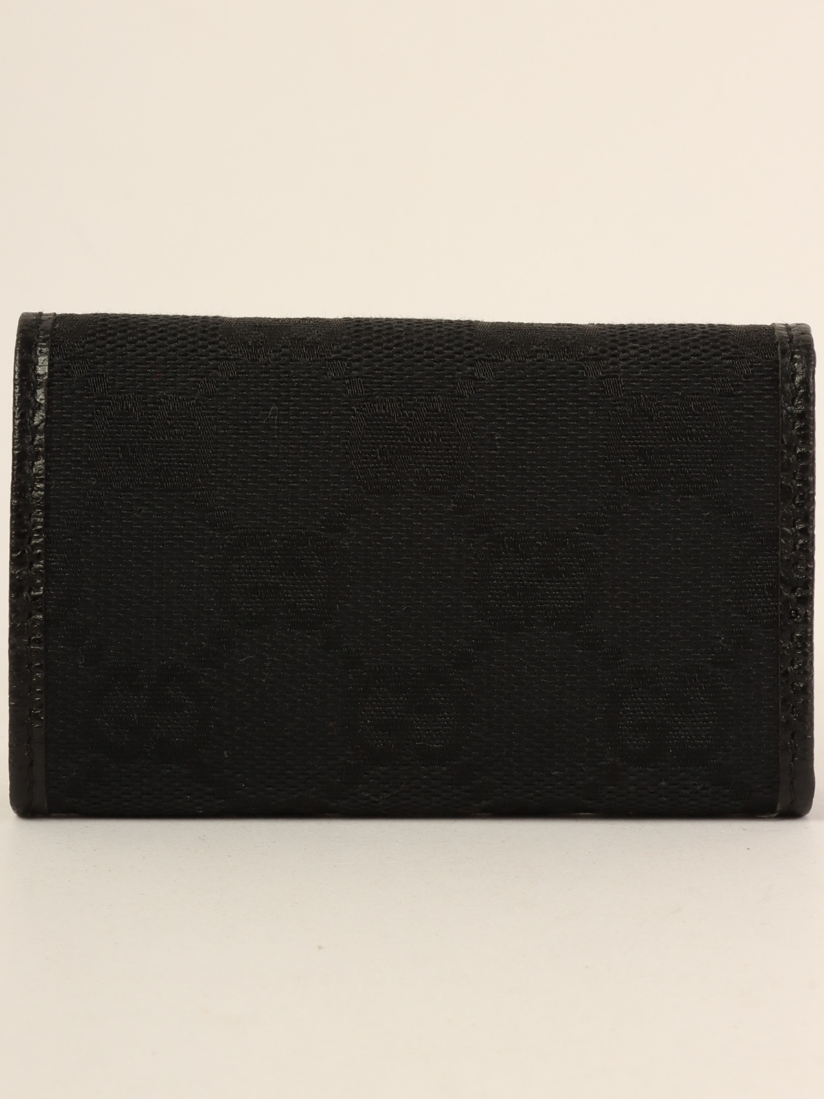 Gucci GGパターン キーケース GG Emblem key pouch in blue and ivory denim | GUCCI® US