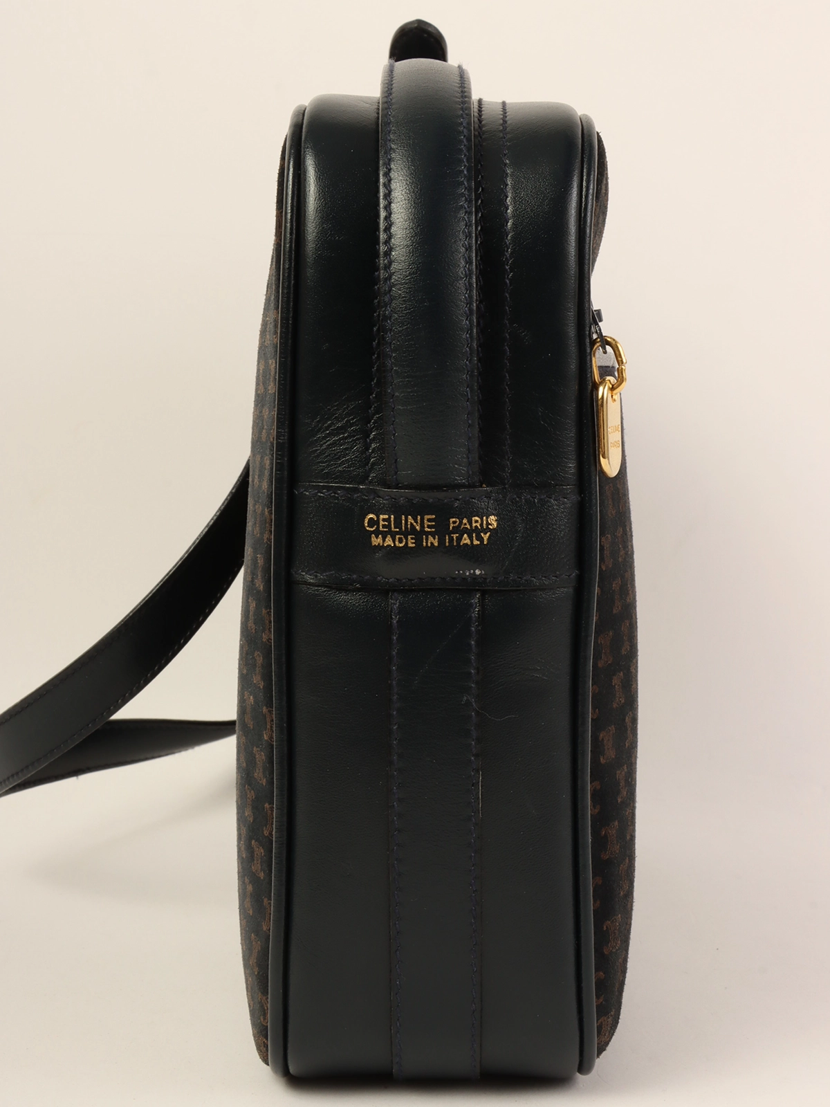 CELINE スエードマカダムパターンロゴエンボスショルダーバッグ CELINE スエードマカダムパターンロゴエンボスショルダーバッグ