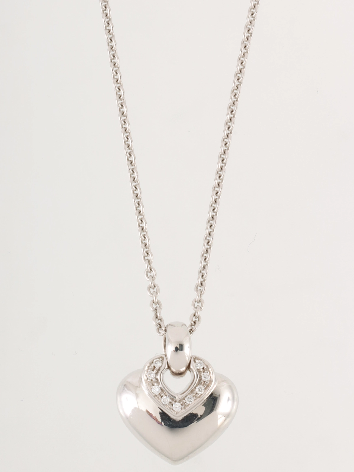 京王百貨店 Primoカシミアオーバー BVLGARI 18Kドッピオクオーレネックレス シルバー｜VINTAGE QOO