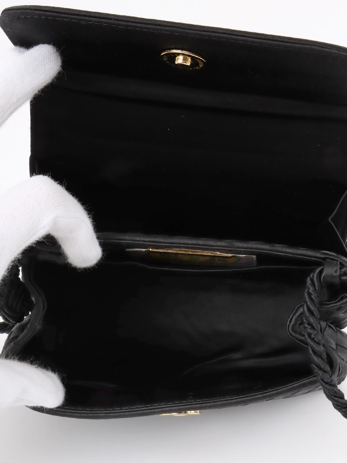 BOTTEGA VENETA サテンイントレチャートショルダーバッグ