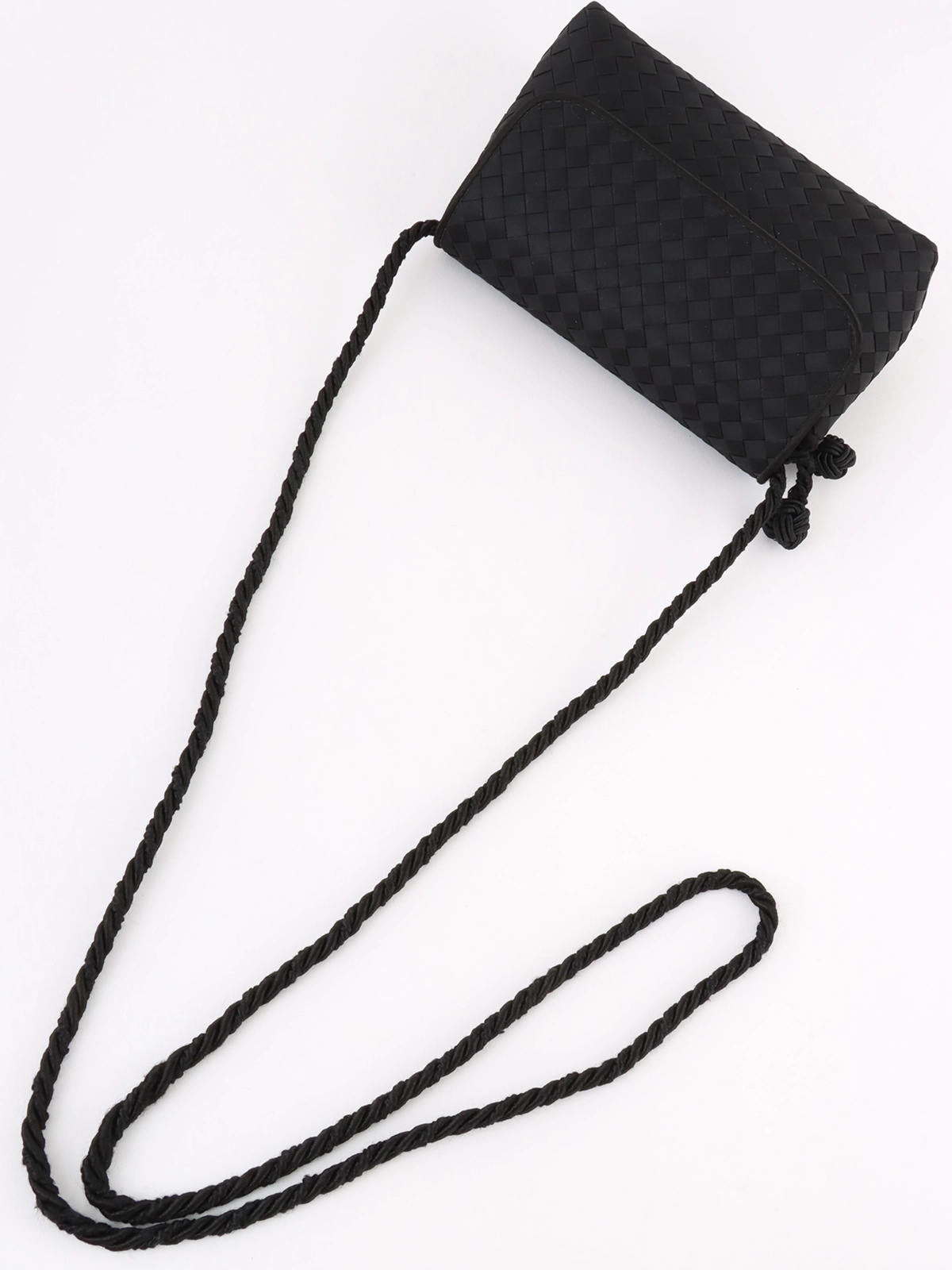 Bottega Veneta イントレチャート ショルダーバッグ サテン 黒 BOTTEGA VENETA サテンイントレチャートショルダーバッグ