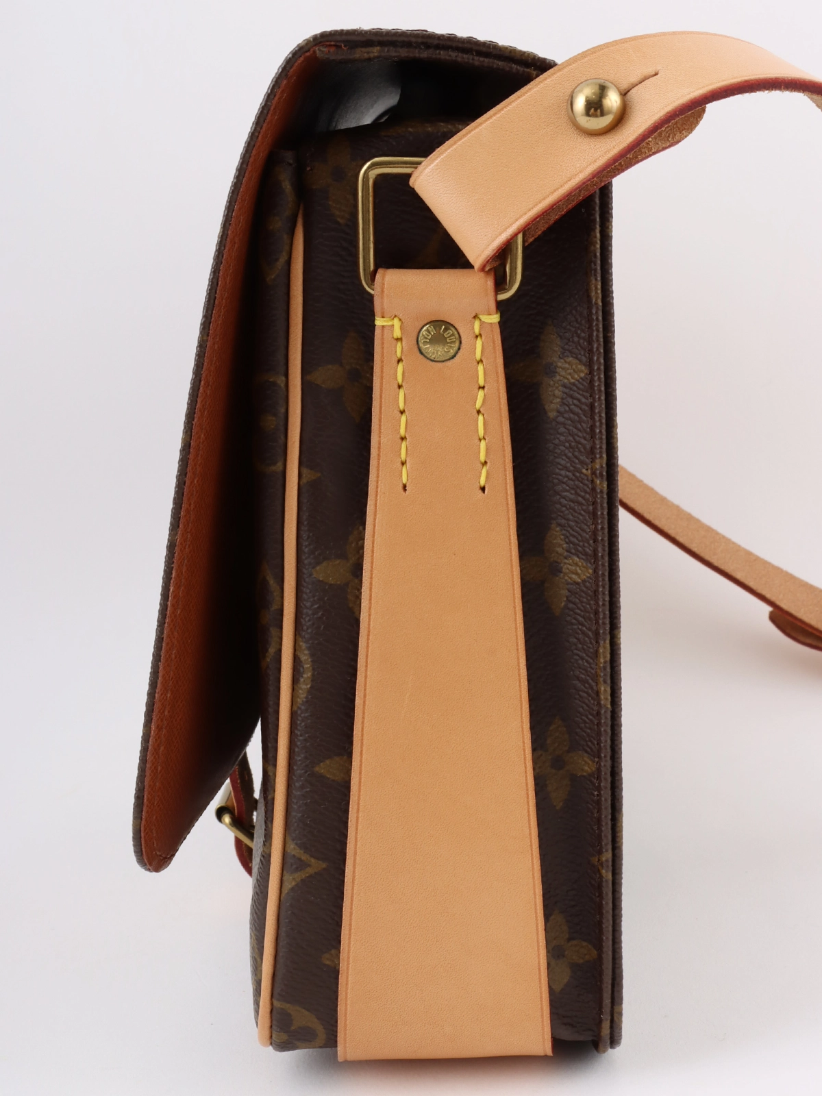【美品】Louis Vuitton　ルイヴィトン　カルトシエールGM　モノグラム 良品】ルイヴィトン カルトシエール GM ショルダーバッグ