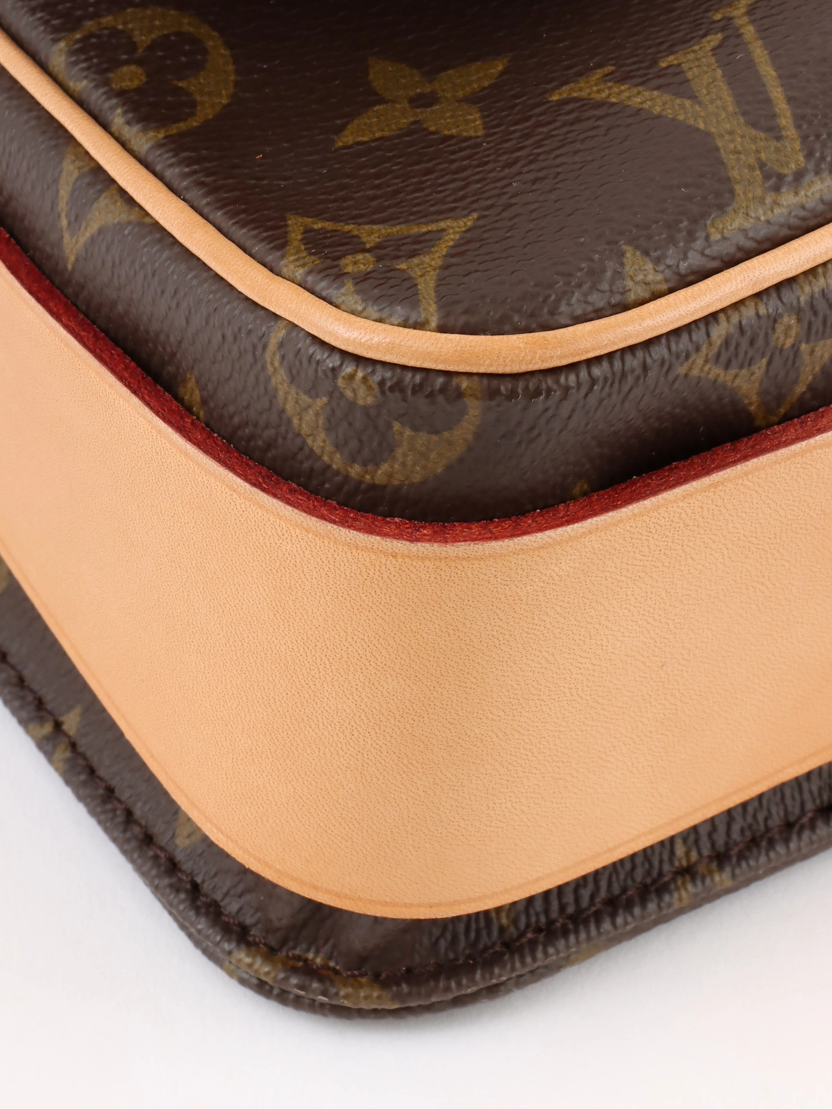 LOUIS VUITTON カルトシエール ショルダーバッグ モノグラム