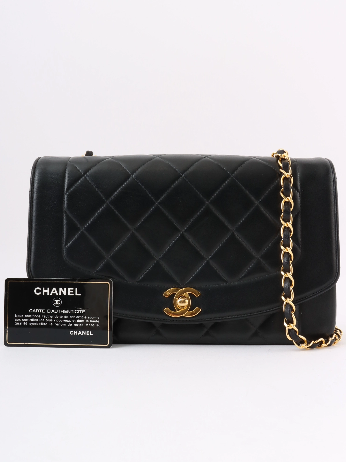 CHANEL 1992年頃製 ダイアナフラップチェーンバッグ25cm
