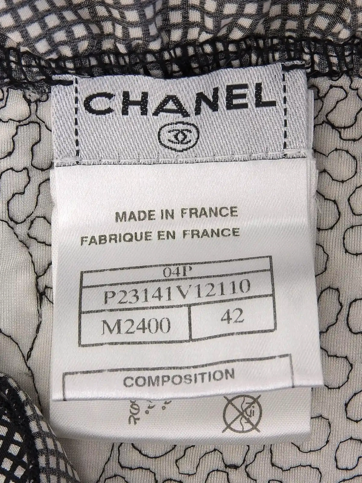 CHANEL 2004年製 カメリアパターンロゴプレートアンサンブル