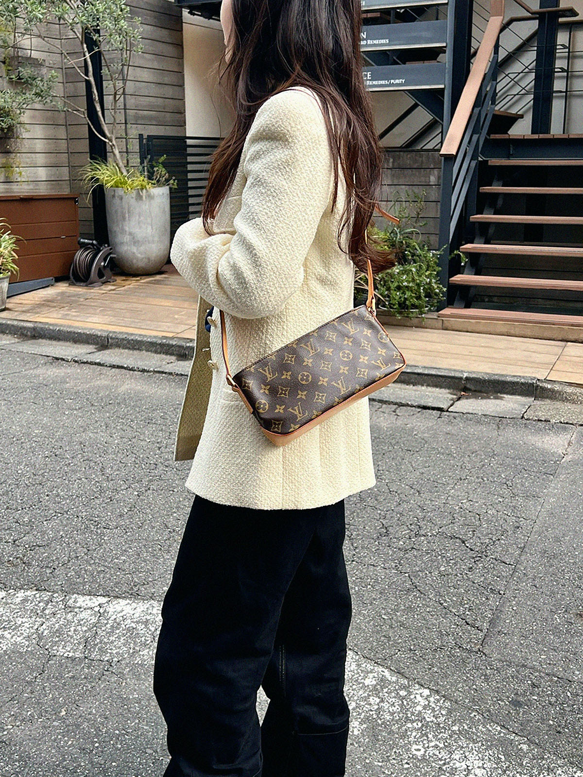 LOUIS VUITTON 2002年製 キャンバスモノグラムトロターバッグ