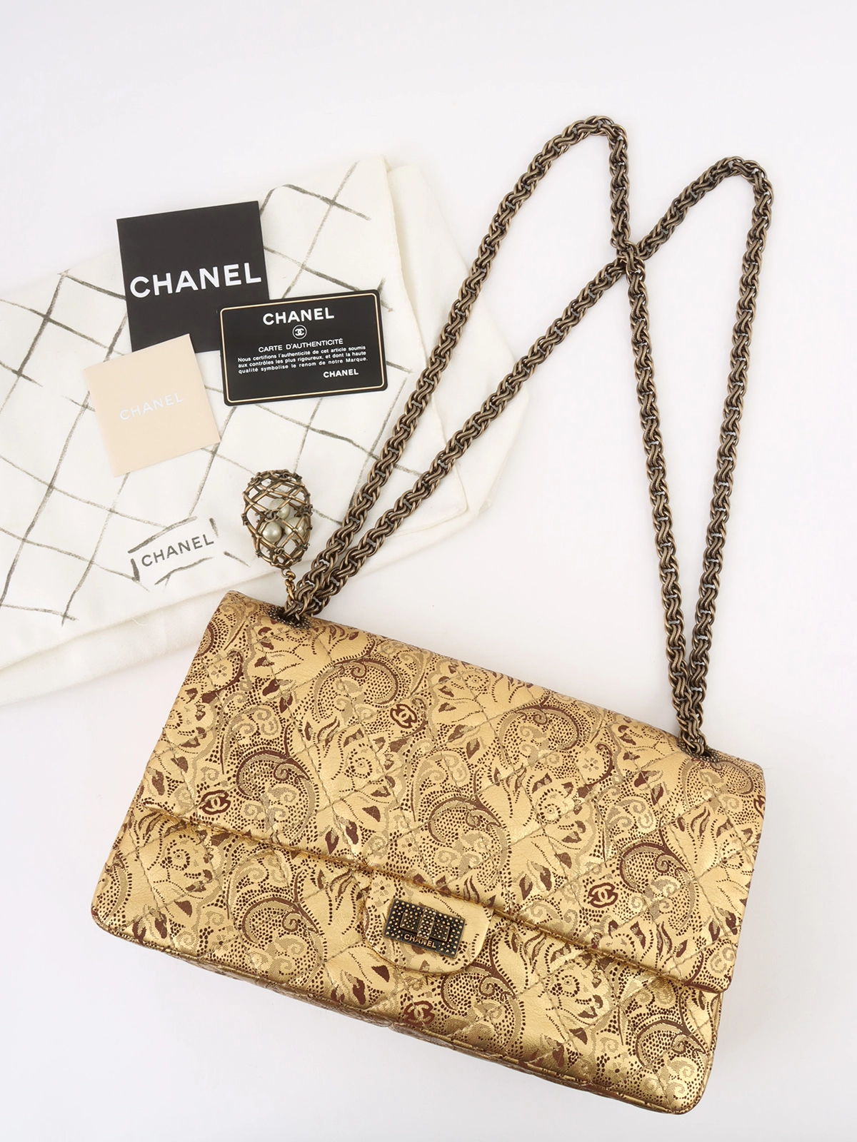 CHANEL 2008年頃製 パリモスクワコレクション2.55チェーンショルダーバッグ ゴールド／ブラウン｜VINTAGE QOO  TOKYO｜ヴィンテージ クー トーキョー