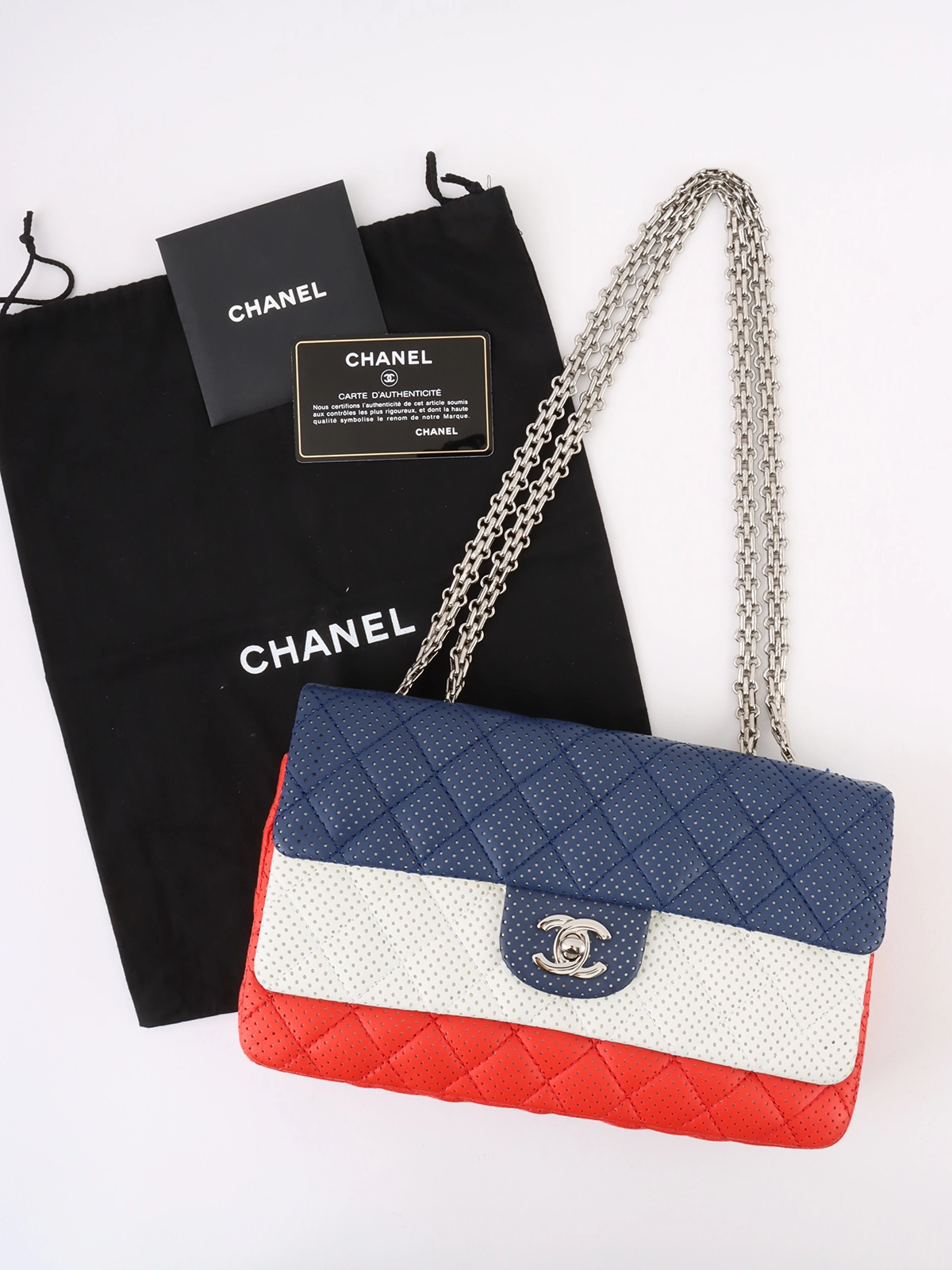 CHANEL 2007年頃製 トリコロールパンチングCCターンロックチェーンショルダーバッグ ブルー／ホワイト／レッド｜VINTAGE QOO  TOKYO｜ヴィンテージ クー トーキョー