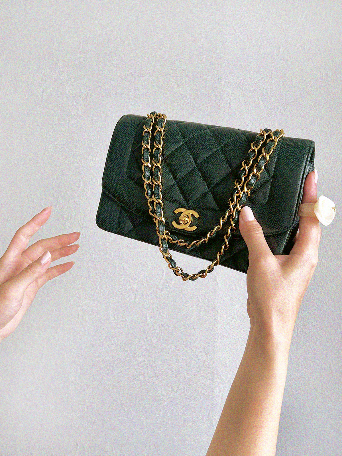 CHANEL ネイビー キュロットパンツ　金ボタン　ポケット　シャネル　レトロ 2025年最新】CHANEL キュロットの人気アイテム - メルカリ