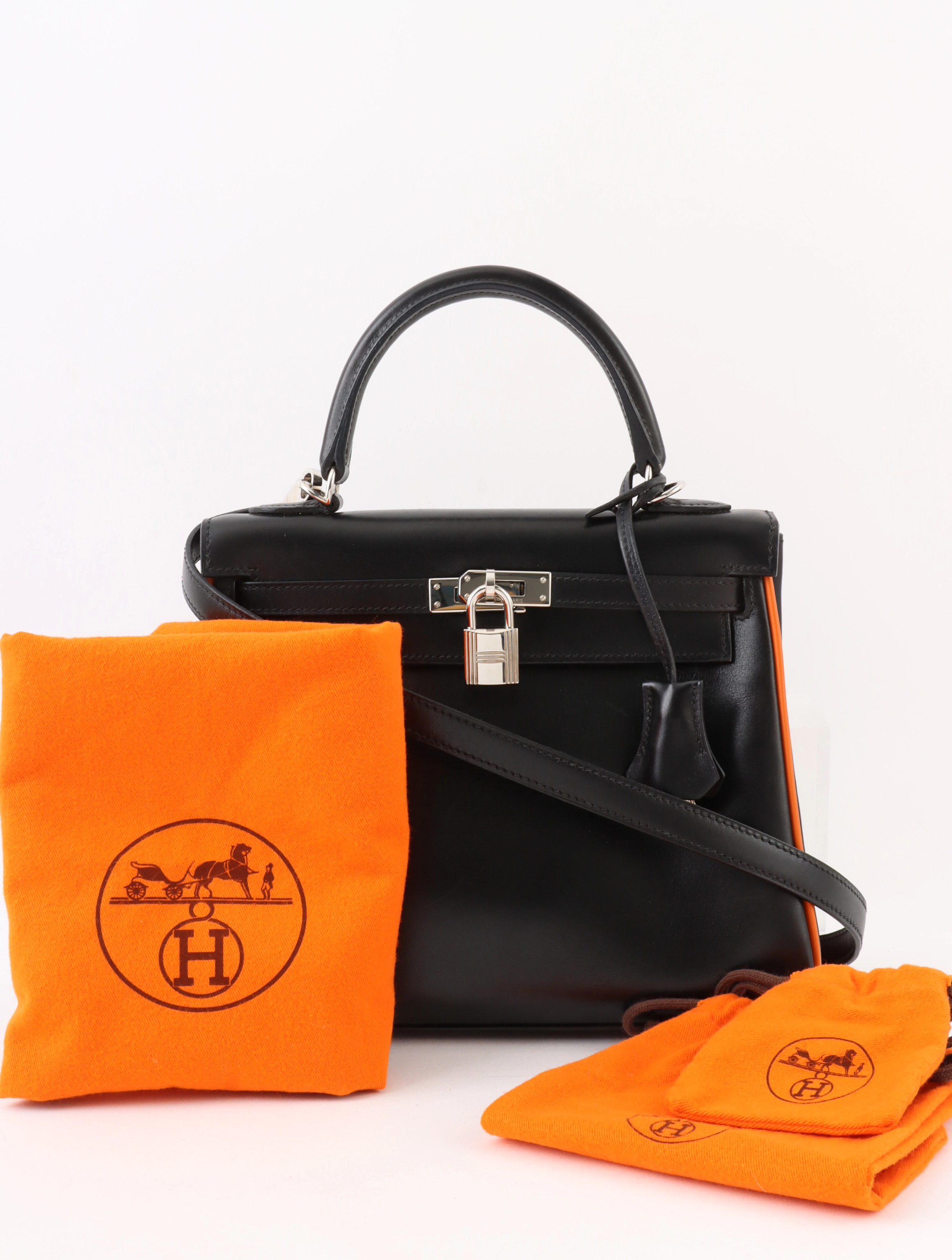 【個性をプラス☆】HERMES ファッション雑貨 楽天市場】HERMES エルメス 二つ折り財布 アザップ シルクイン