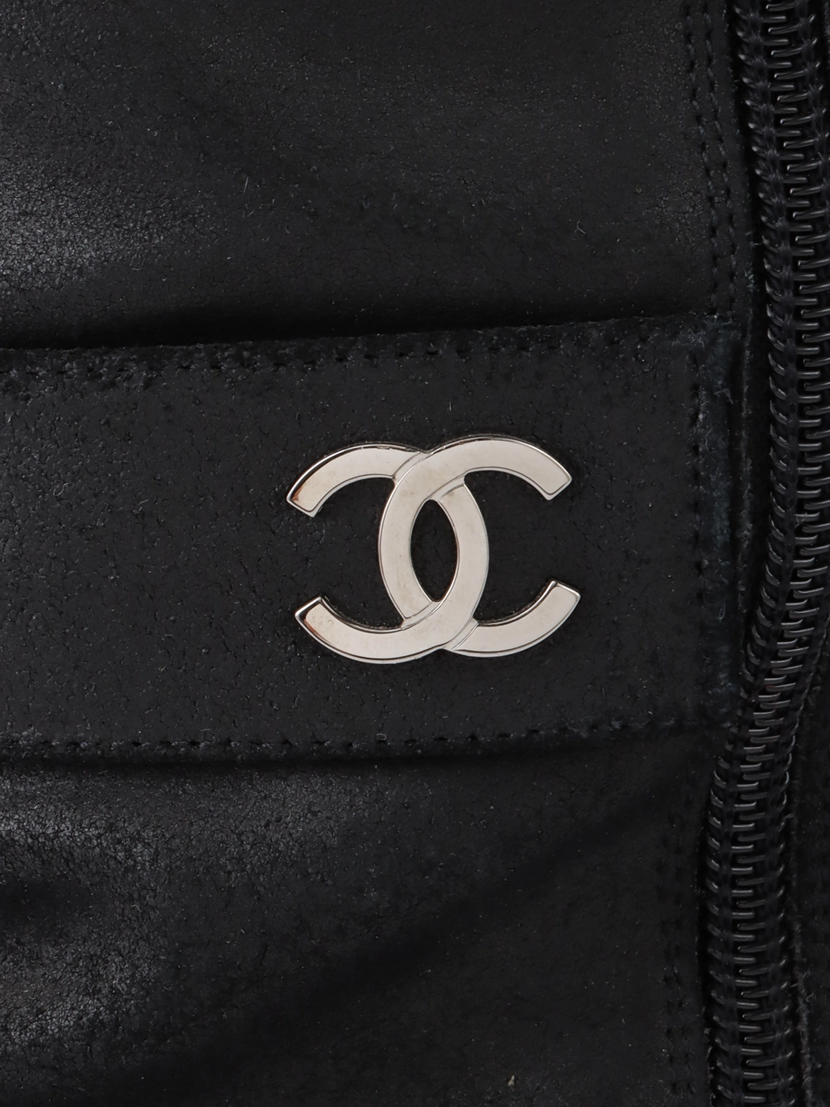 CHANEL CCマークプレートロングブーツ ブラック｜VINTAGE QOO