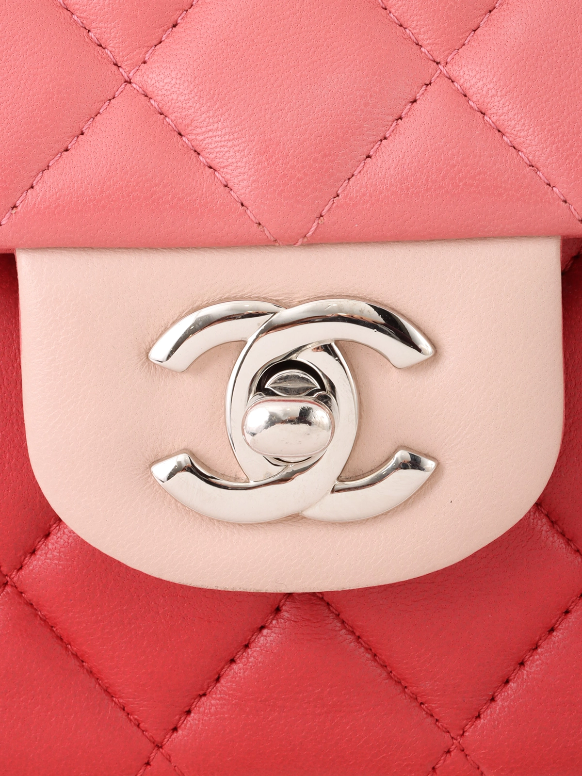 CHANEL 2014年頃製 パールラインストーンマルチチャームCCターン