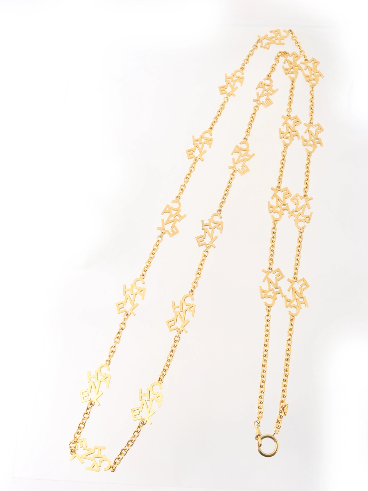 CHANEL ロゴロングネックレス ゴールド|VINTAGE QOO TOKYO CHANEL ロゴロングネックレス ゴールド|VINTAGE QOO TOKYO