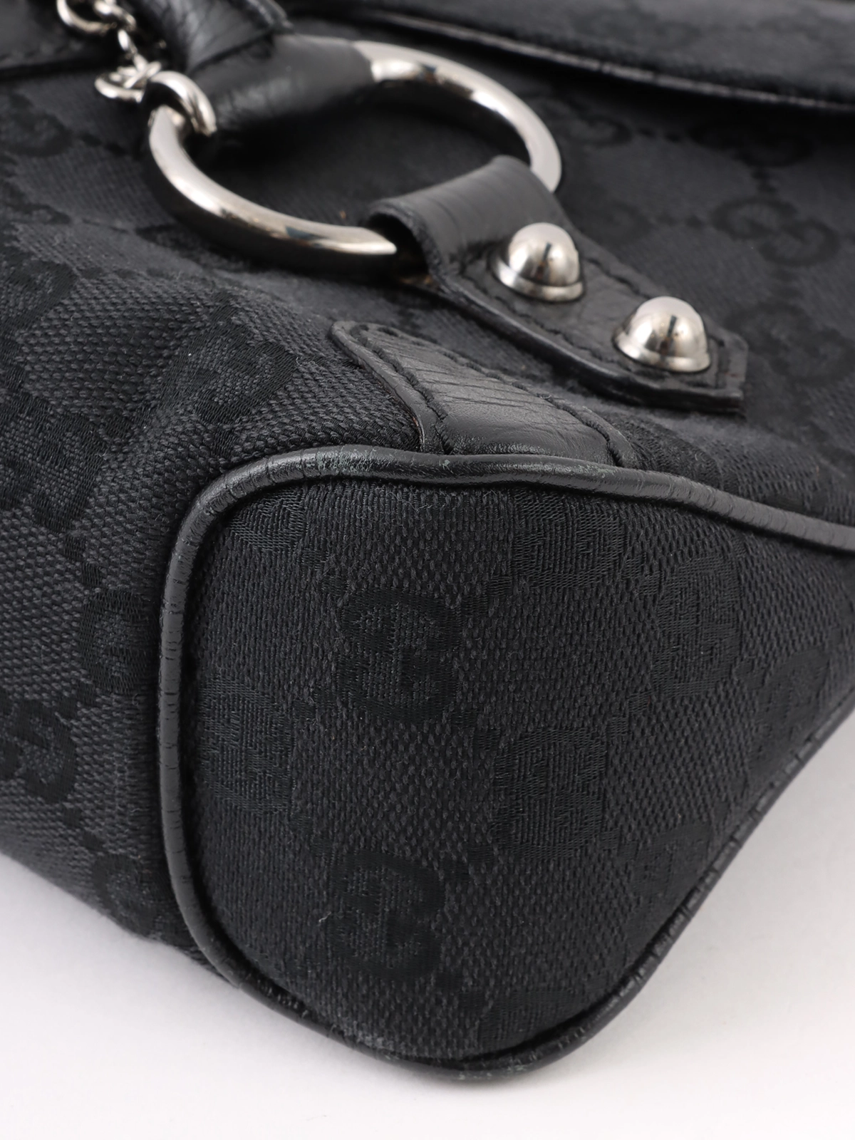 GUCCI キャンバスGGパターンホースビットプレートショルダー GUCCI キャンバスGGパターンホースビットプレートショルダー