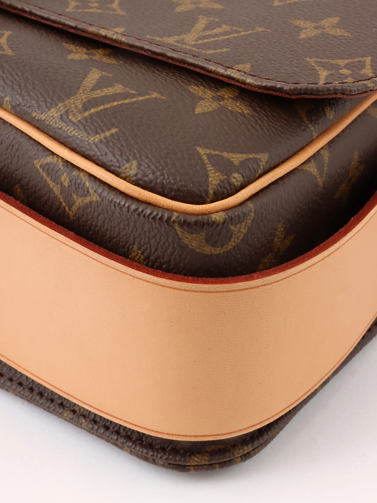LOUIS VUITTON 2001年製 キャンバスモノグラムカルトシエールGM