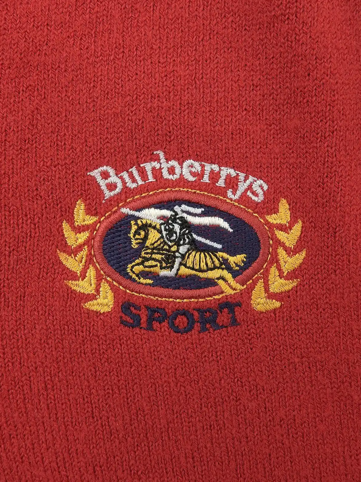 最新作 BURBERRY ロゴエンブレム刺繍ニット レッド｜VINTAGE QOO TOKYO ジャケット・アウター
