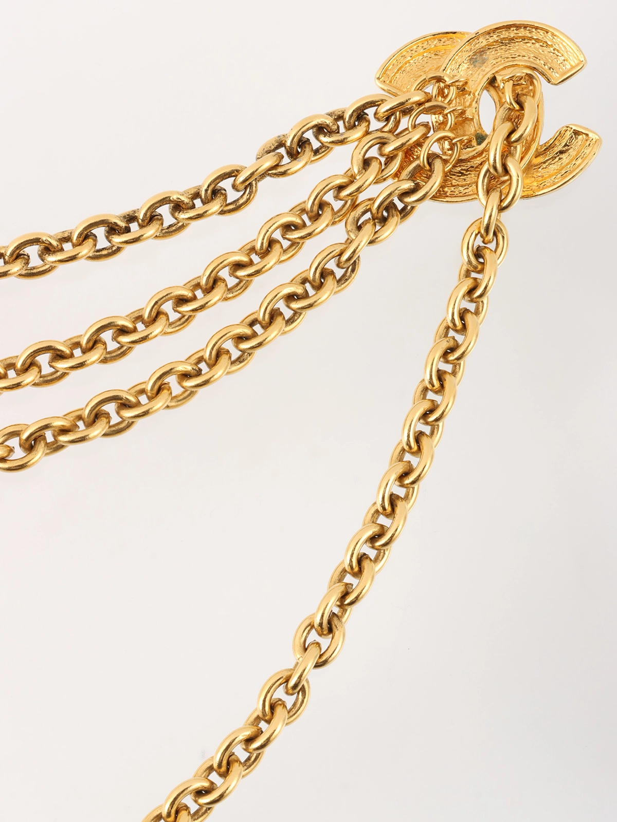 CHANEL マトラッセステッチCCマークチェーンベルト ゴールド CHANEL マトラッセステッチCCマークチェーンベルト ゴールド