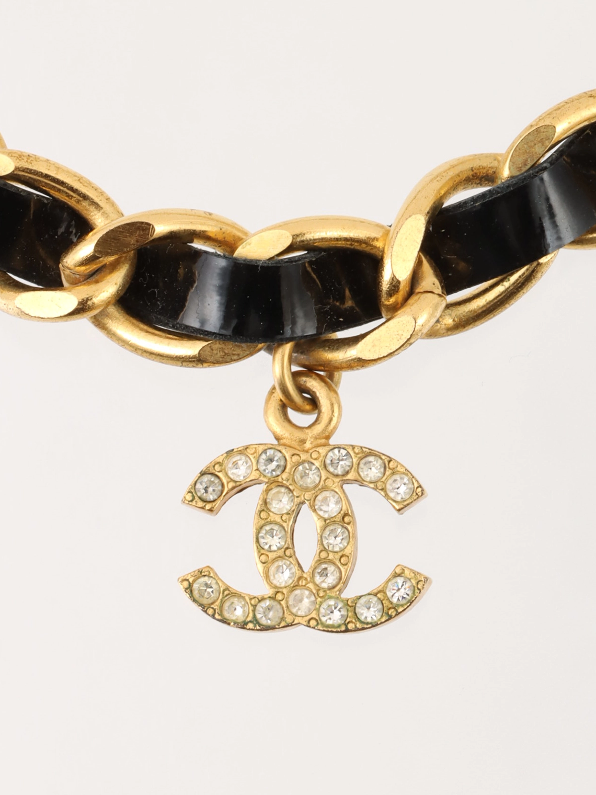 CHANEL 1996年製 パテントラインストーンCCマークチェーン CHANEL 1996年製 パテントラインストーンCCマークチェーン