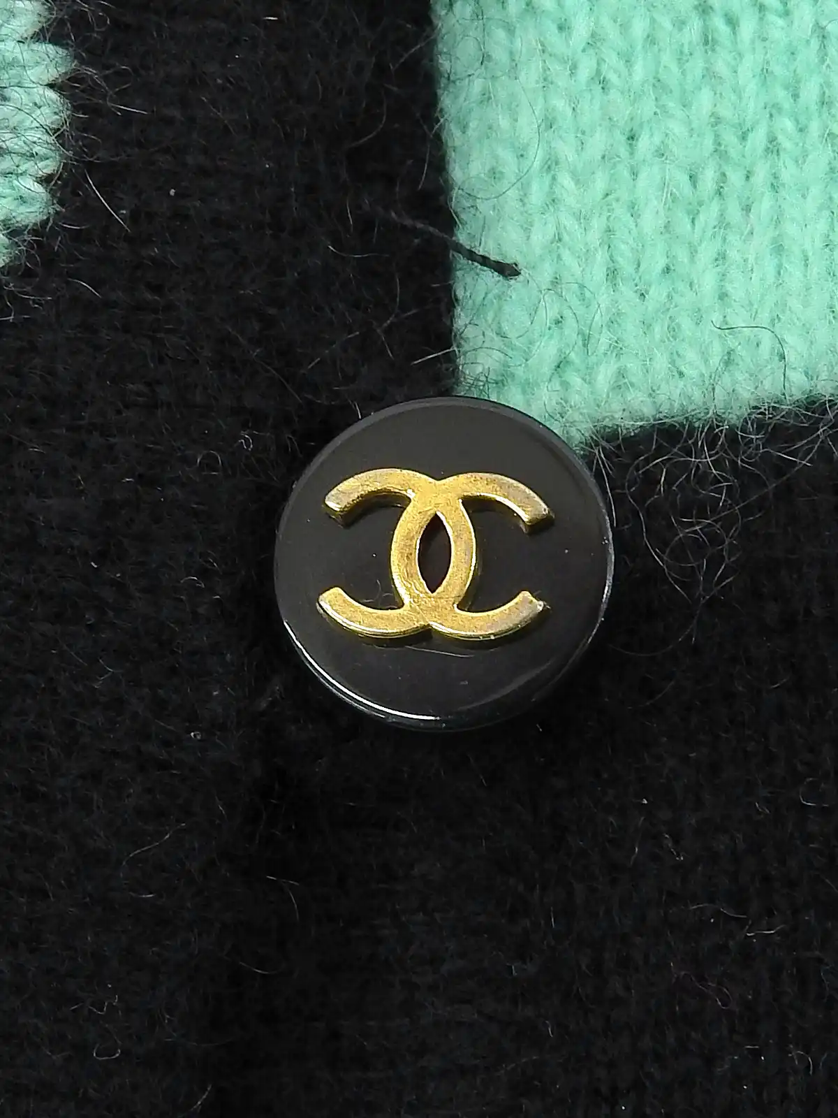 CHANEL Vintage 95C CC Logo Polo T-shirt Top #42 Green Gold
