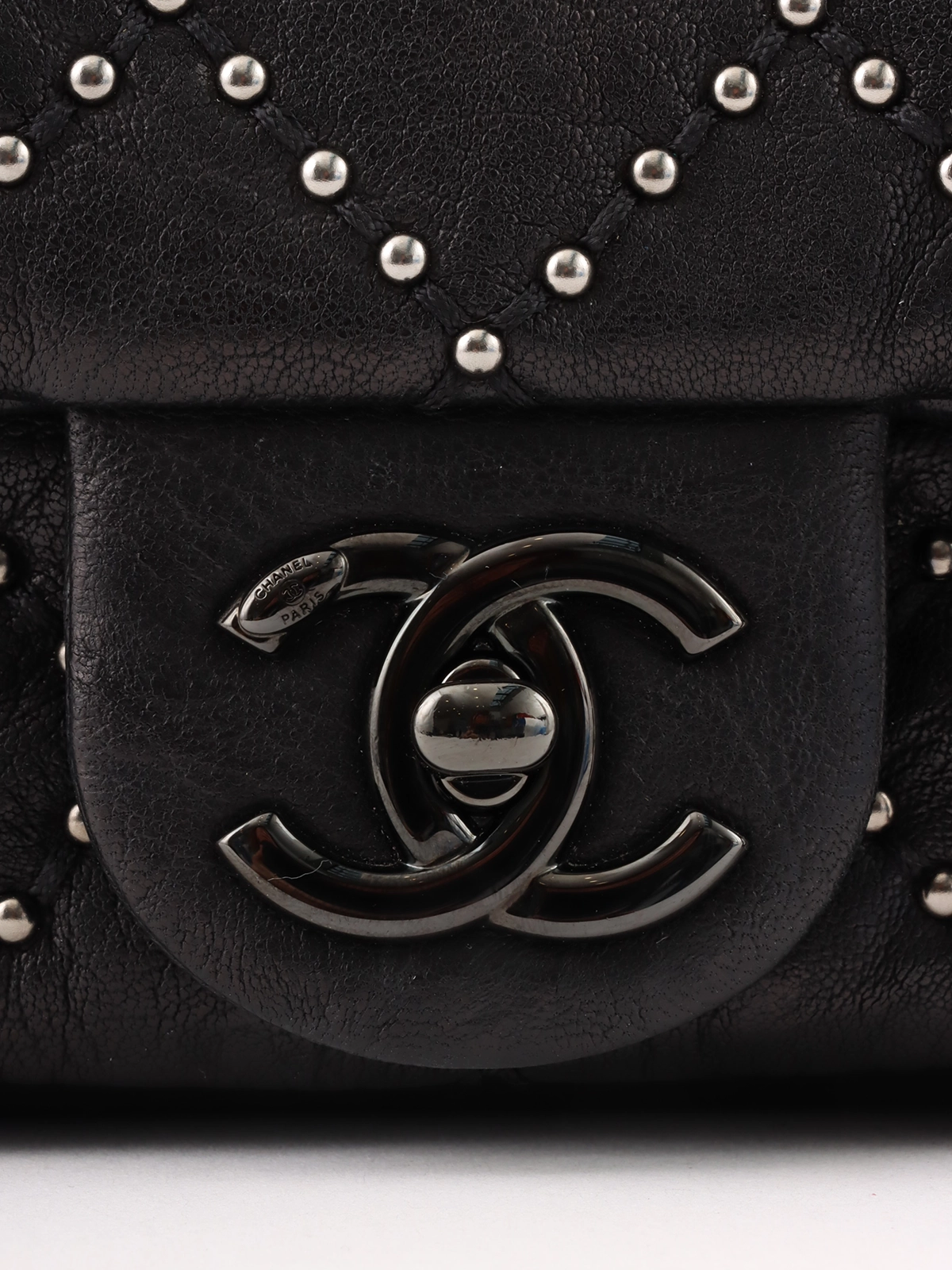 CHANEL 2014年頃製 スタッズCCターンロックチェーンバッグミニ