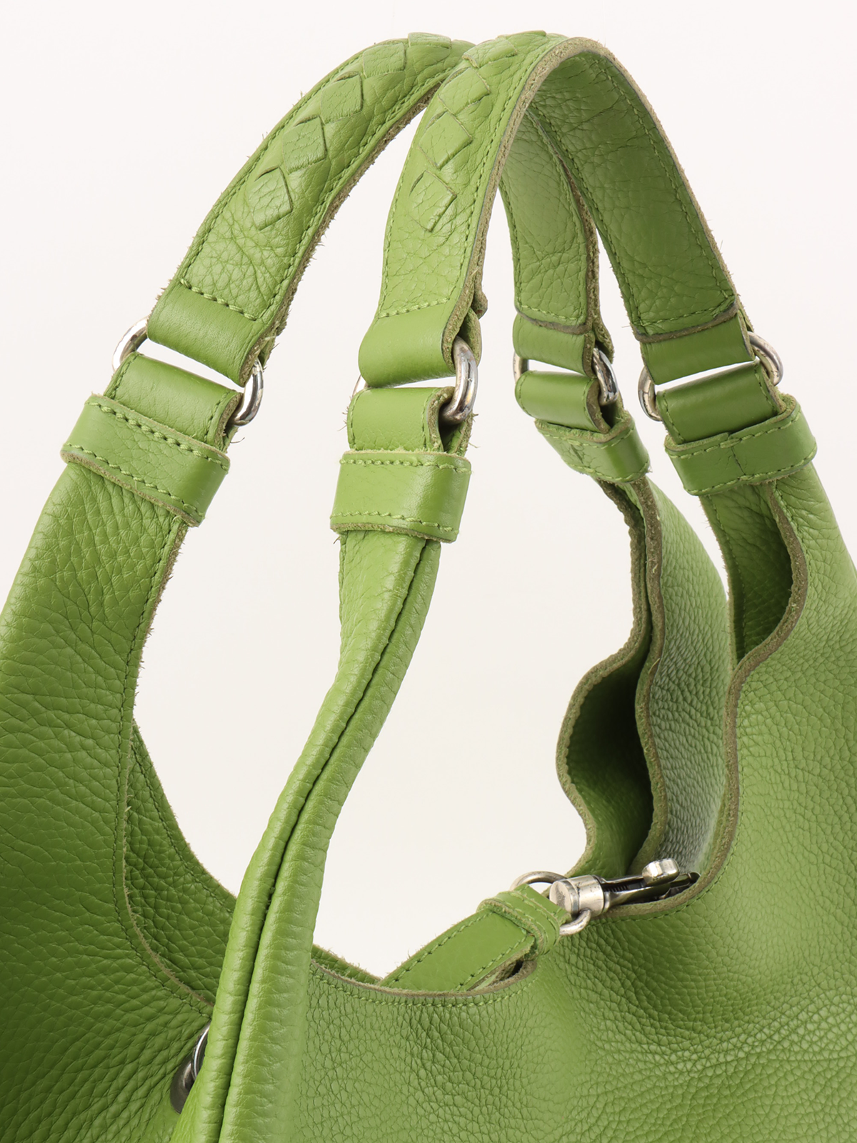 直営店☆BOTTEGA VENETA☆SALE! ラバービーズ ショルダーバッグ BOTTEGA VENETA ボッテガヴェネタ ショルダーバッグ パデッド