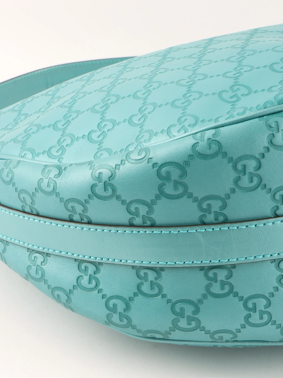 GUCCI GGパターン ショルダーバッグ ターコイズブルー GUCCI GGパターンロゴプレートワンショルダーバッグ ターコイズ