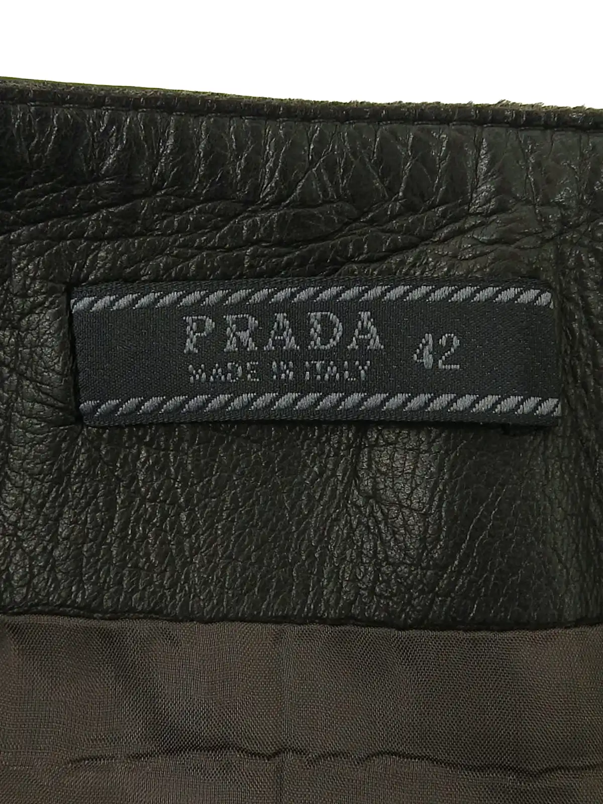 PRADA ロゴプレートレザースカート ブラック｜VINTAGE QOO TOKYO