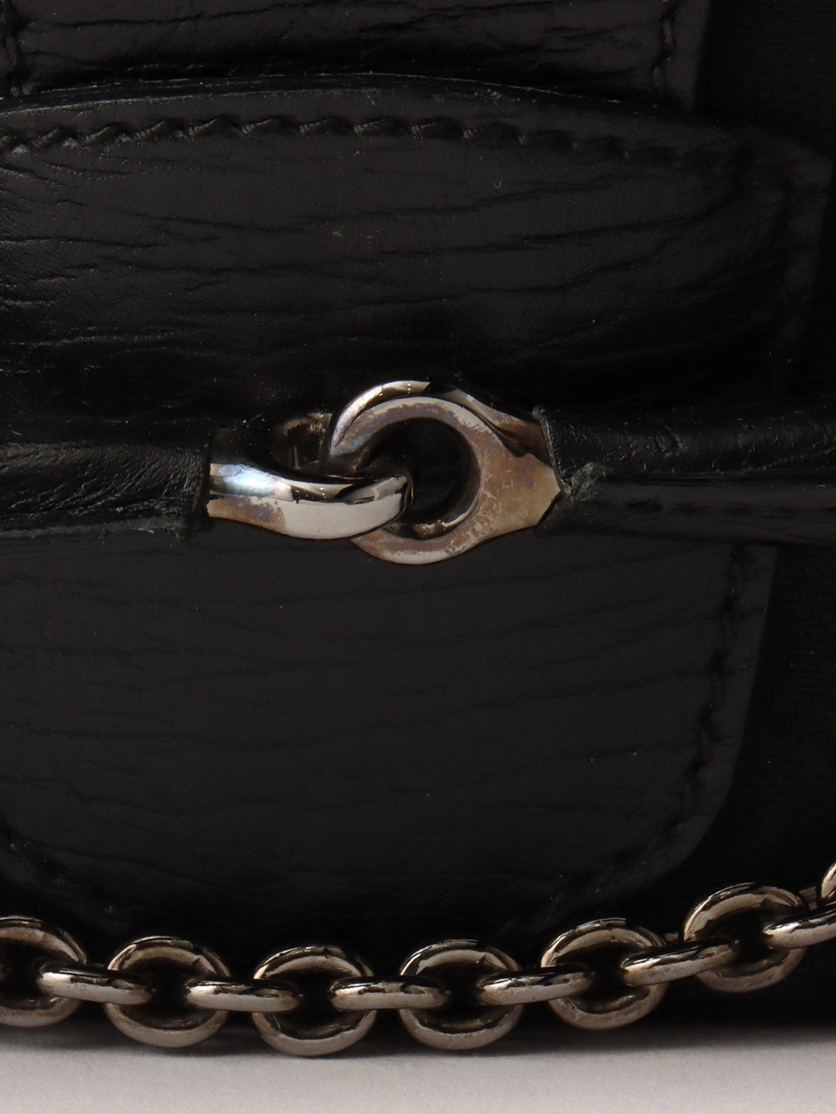 GUCCI ブラック GGパターン ショルダーバッグ