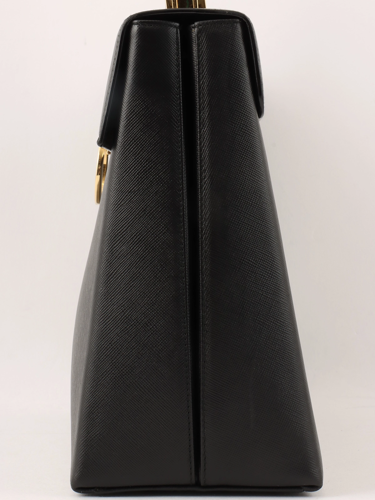 関送込 FERRAGAMO ガンチーニ ソフトバッグ ミディアム 中古・古着通販】Salvatore Ferragamo (サルヴァトーレ