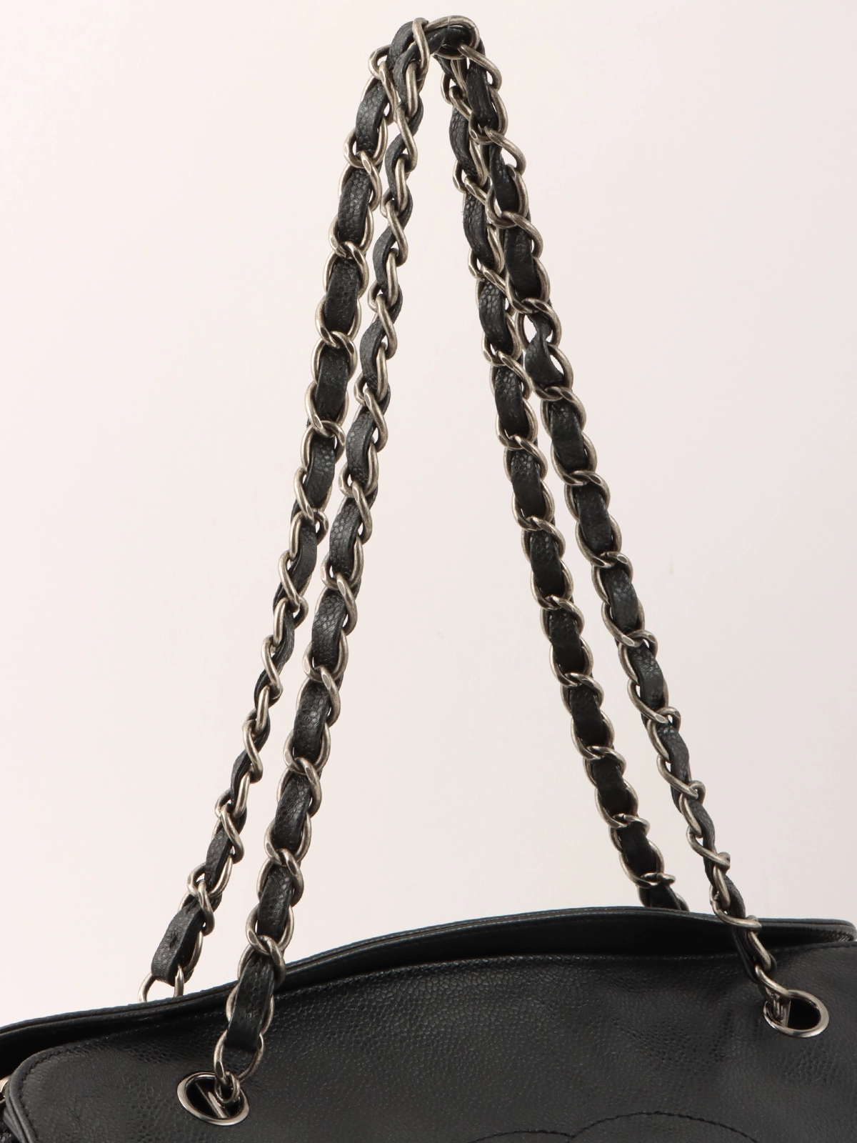 【VINTAGE】CHANEL キャビアスキンCCマークチェーントートバッグ CHANEL 2011年頃製 キャビアスキンCCマークステッチチェーン