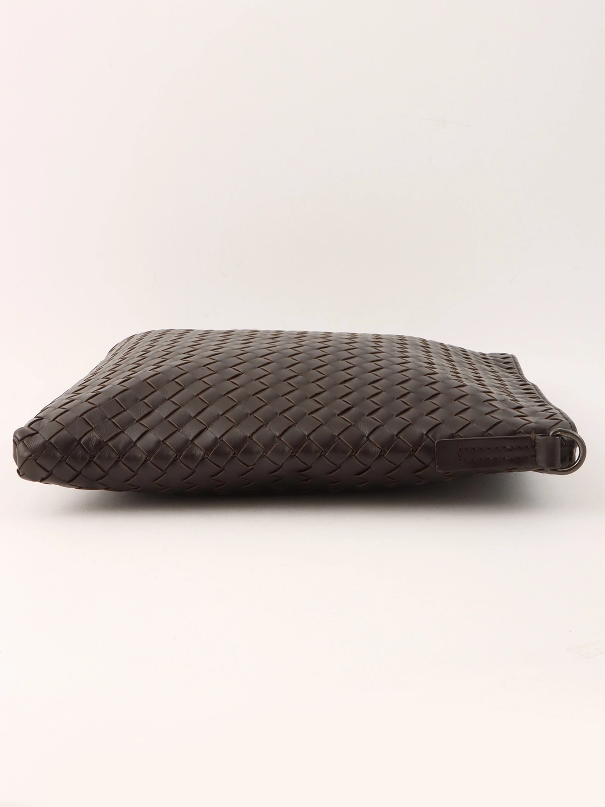 BOTTEGA VENETA イントレチャートショルダーバッグ ダーク