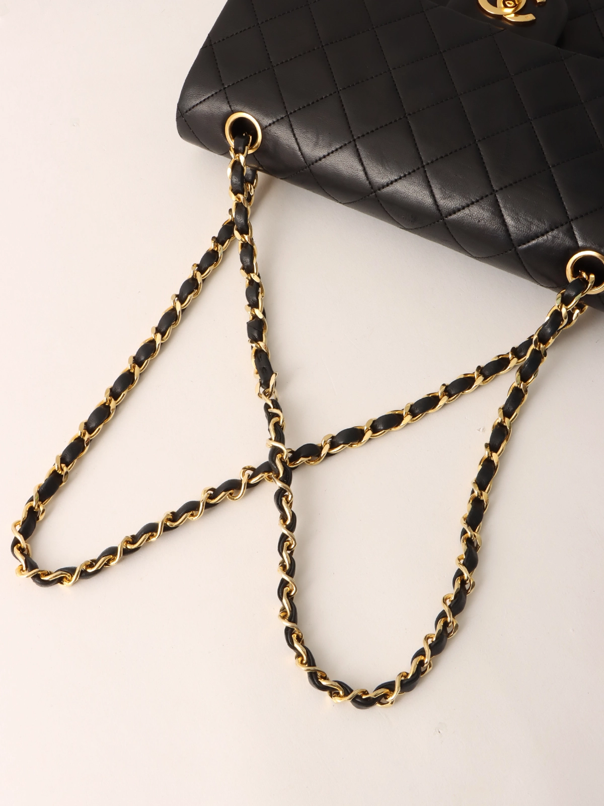 VINTAGE●CHANEL●チェーン付きフラップバッグ CHANEL 1985年〜1990年頃製 クラシックフラップチェーンバッグ