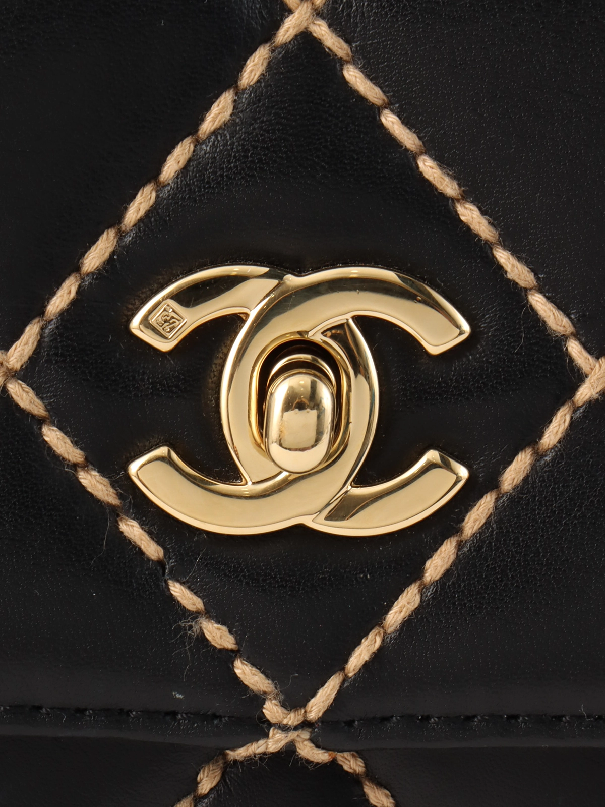 【CHANEL】クロスステッチがかわいい♪バングル クロスステッチ」のアイデア 8 件 | クロスステッチ, クロス