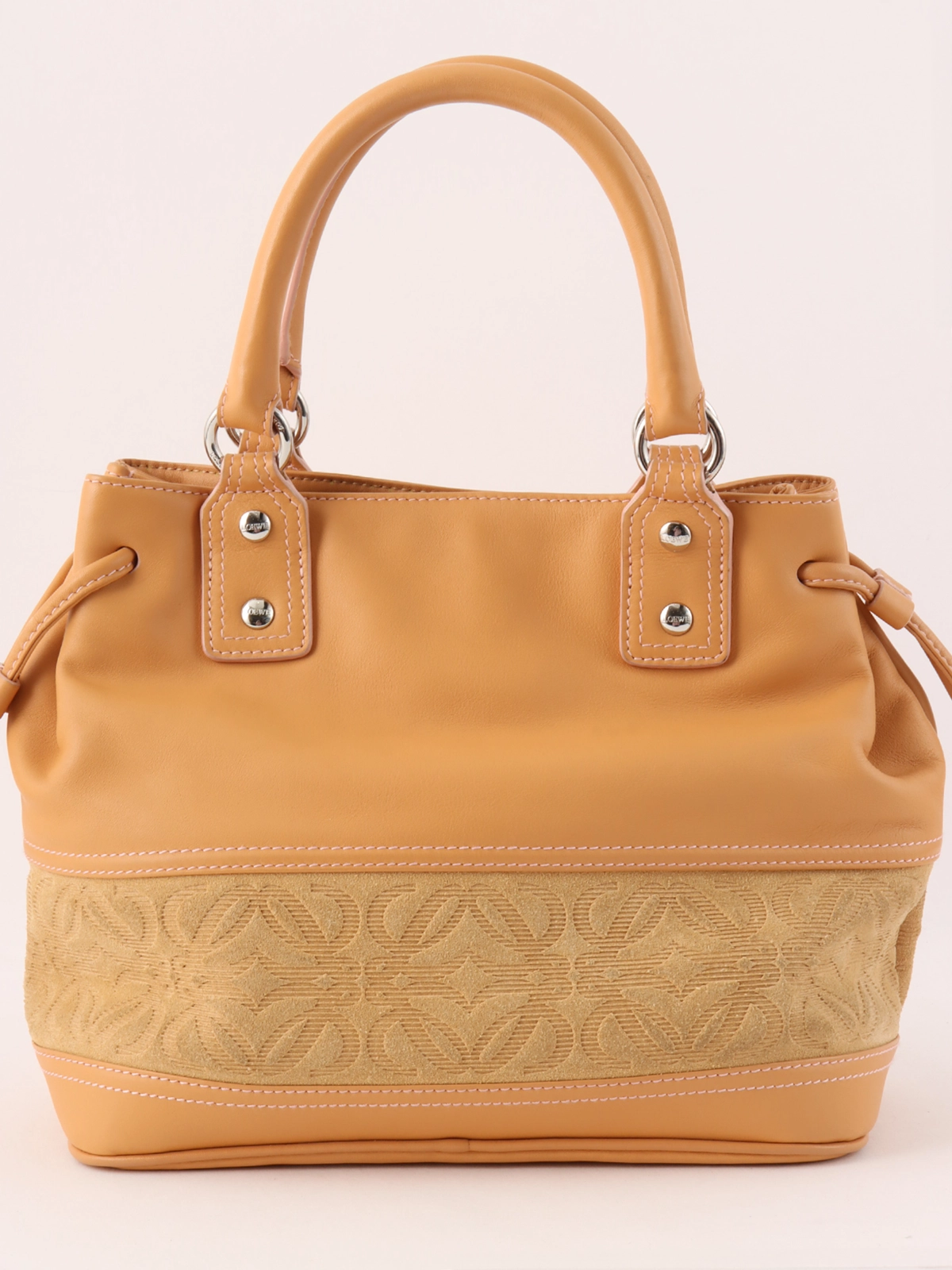 【ヴィンテージ】Rank:B☆LOEWE オフホワイト＆レッド バッグ LOEWE｜VINTAGE QOO TOKYO｜ヴィンテージ クー トーキョー