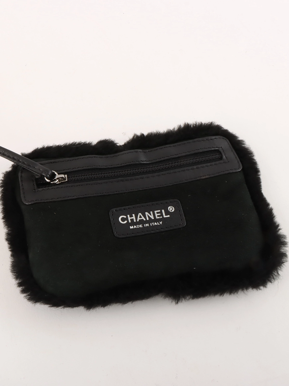 【履き心地のよい】CHANEL CCマーク ムートン ローファ 完売必至【CHANEL】履き心地のよいムートンスリッポン CCマーク