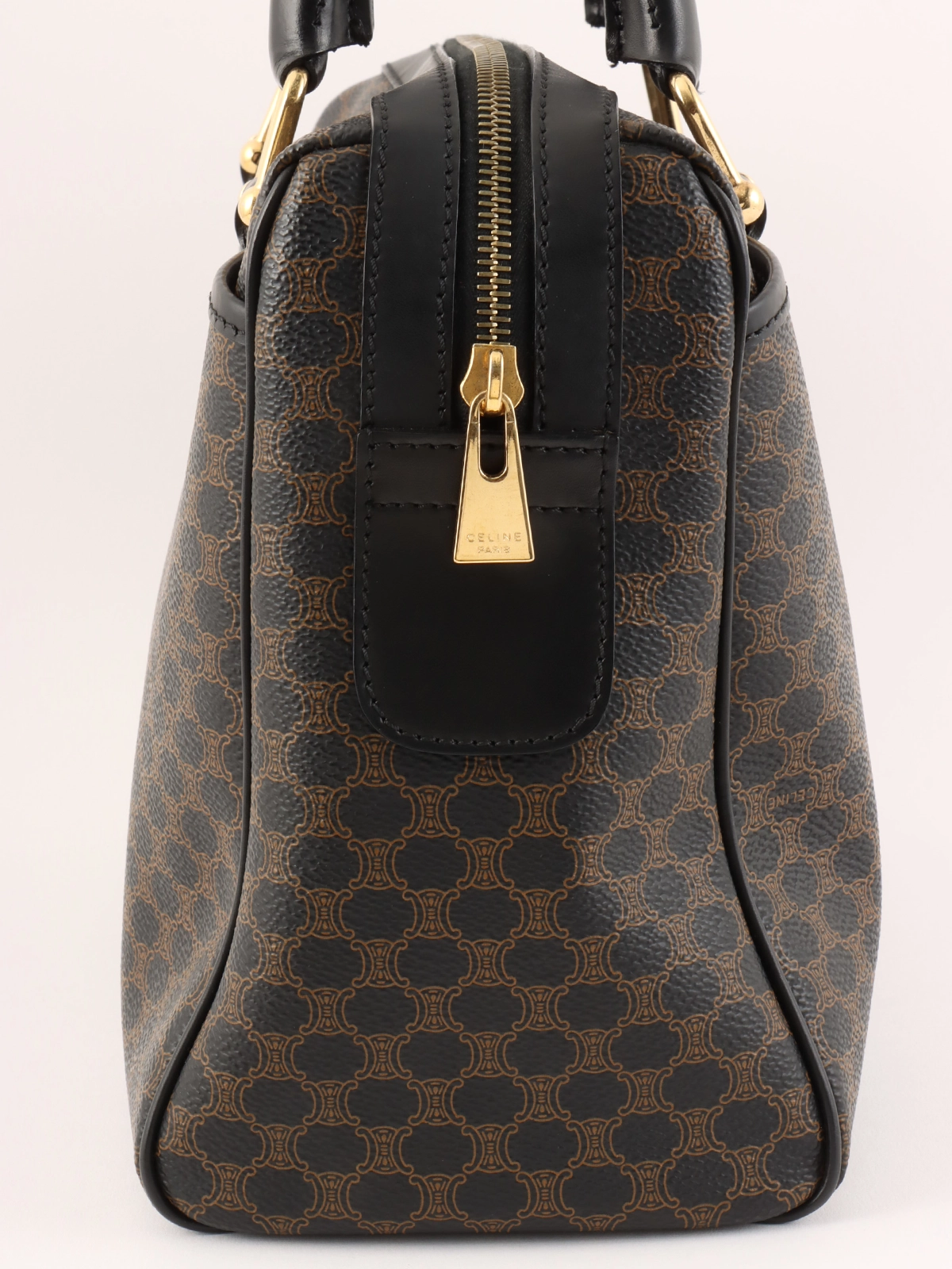 CELINE マカダムパターンロゴエンボスハンドバッグ ブラック