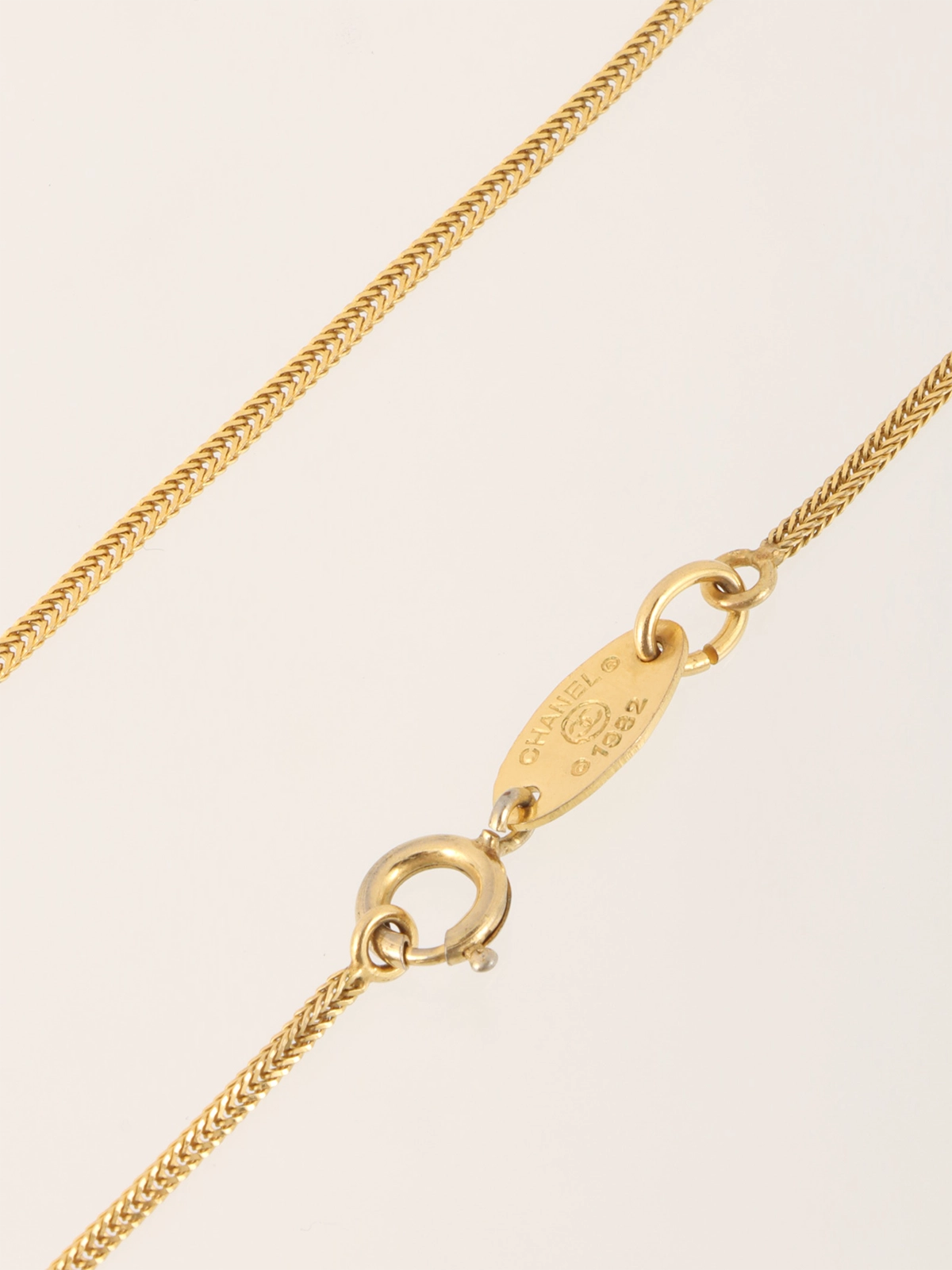 CHANEL ラウンドCCマークネックレス ゴールド｜VINTAGE QOO