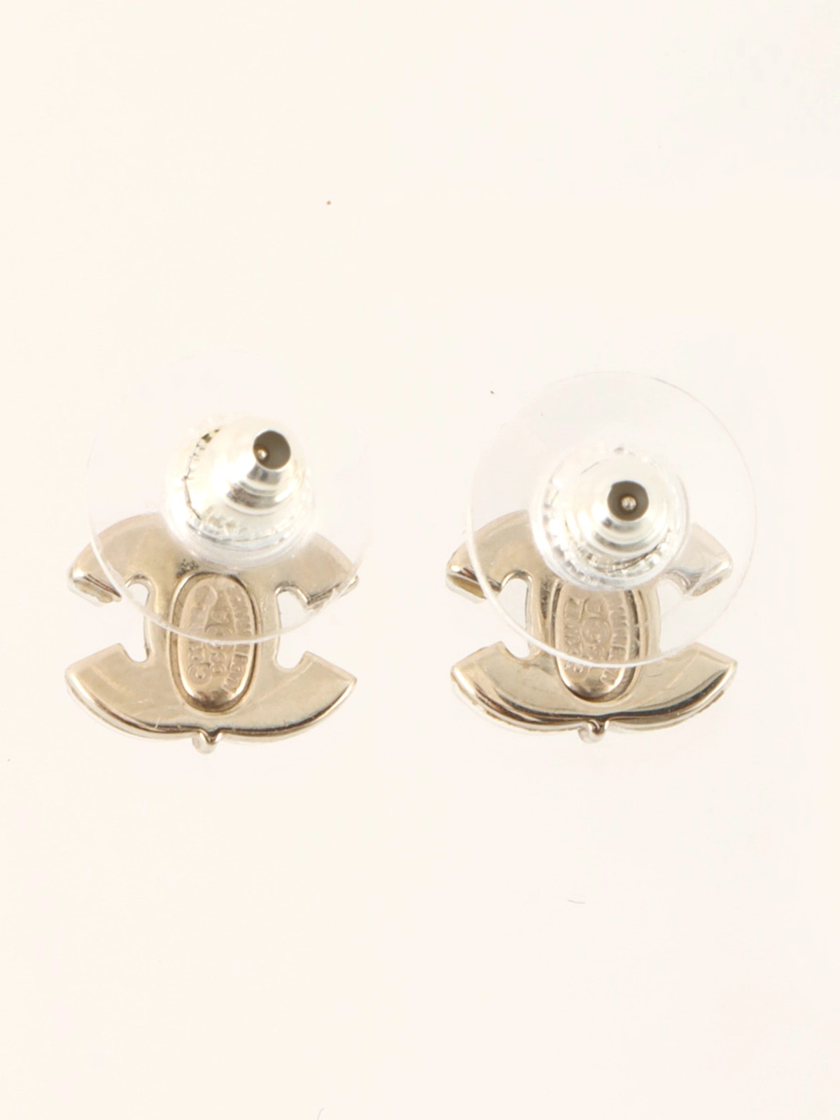 美品‼️CHANEL CCマーク　クリアピアス CHANEL 2006年製 CCマークピアス クリア｜VINTAGE QOO TOKYO
